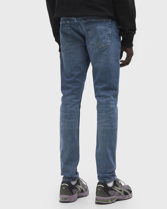 SLIM TAPER