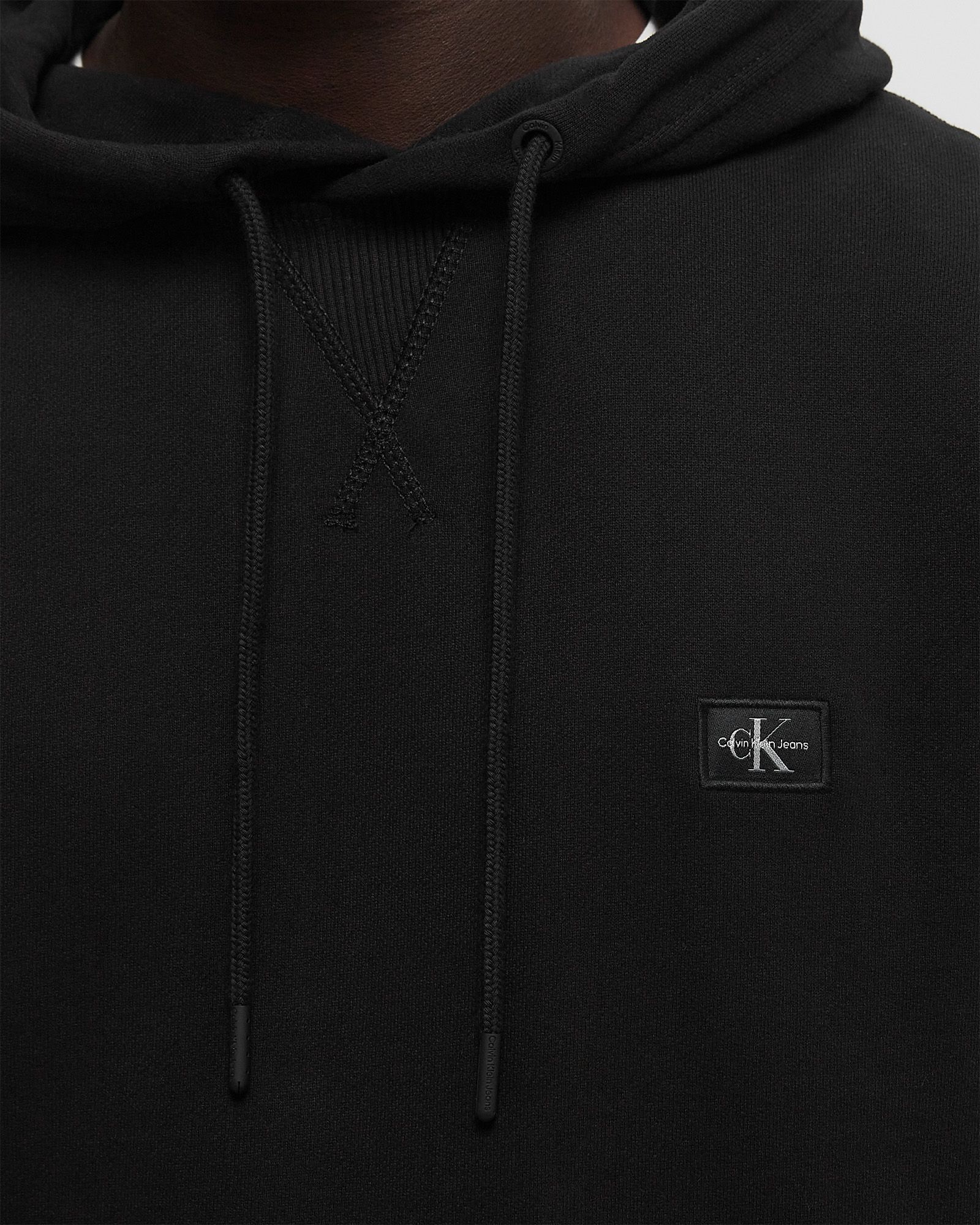 WOVEN LABEL HOODIE