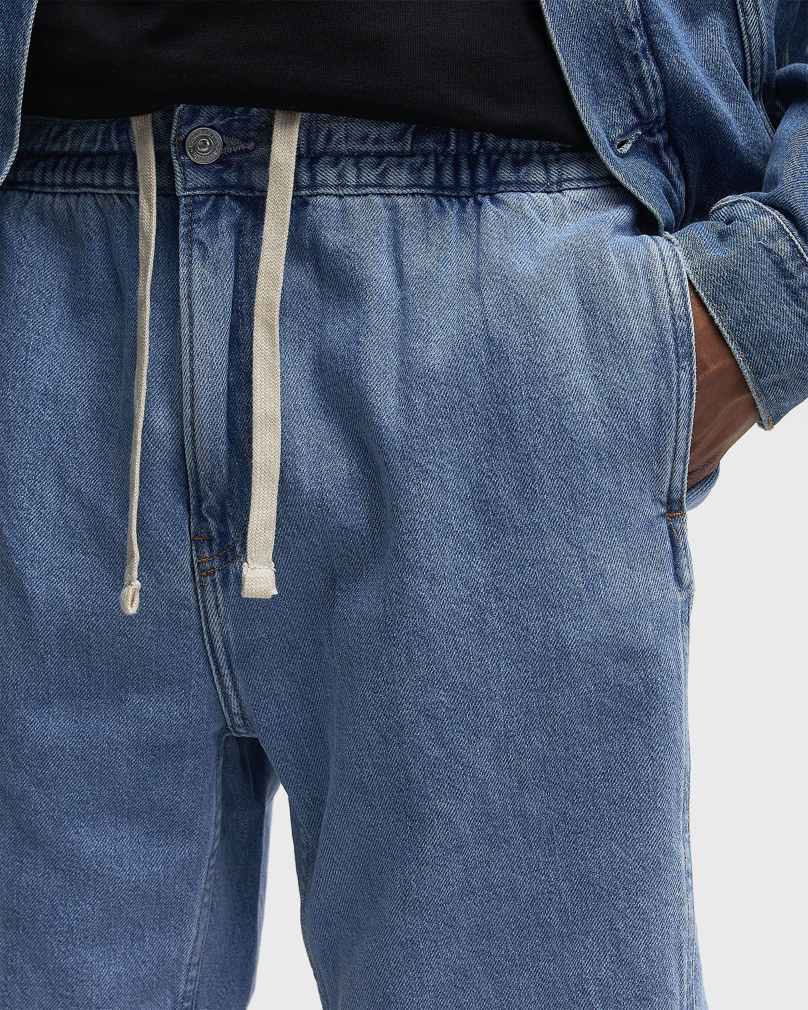 PULL ON RELAXED DENIM SHORT