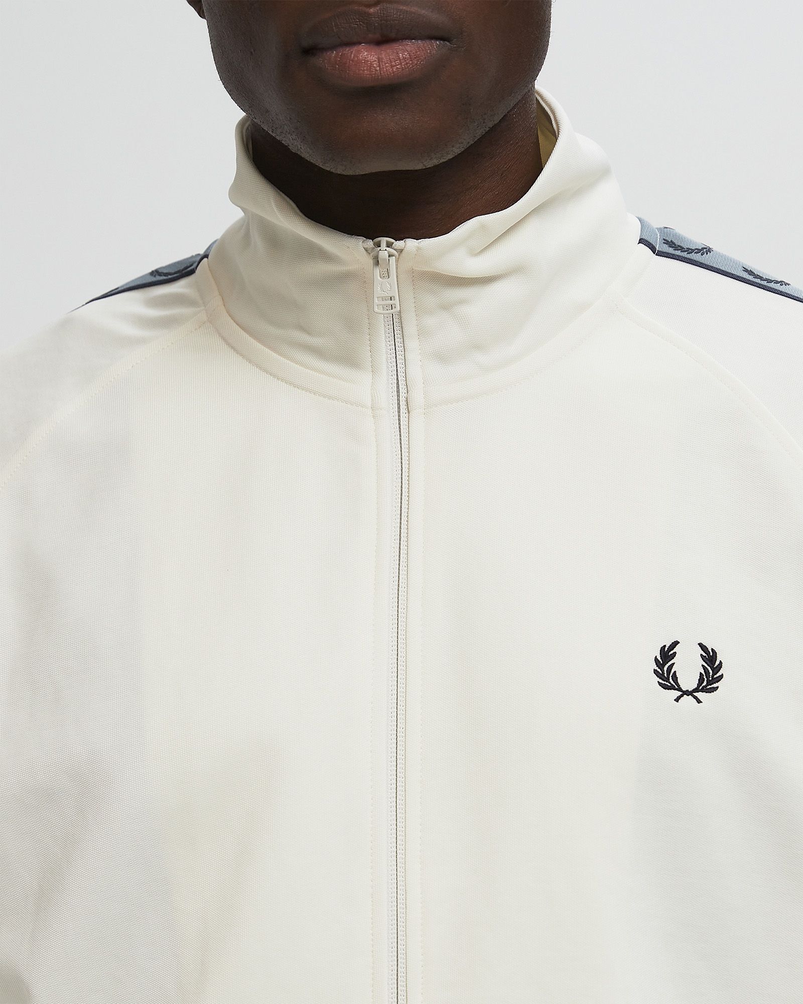 CONTRAST TAPE TRACK JACKET