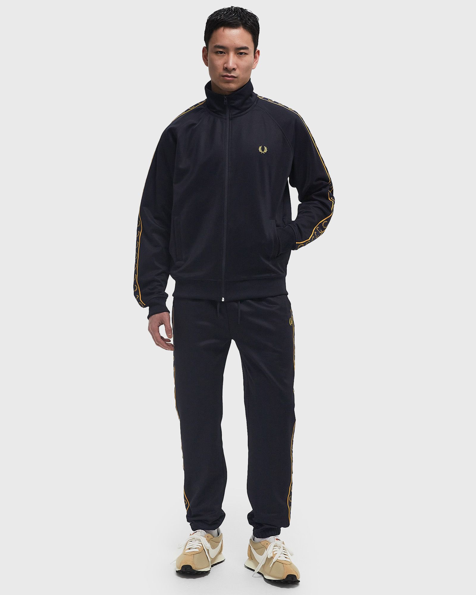 CONTRAST TAPE TRACK JACKET