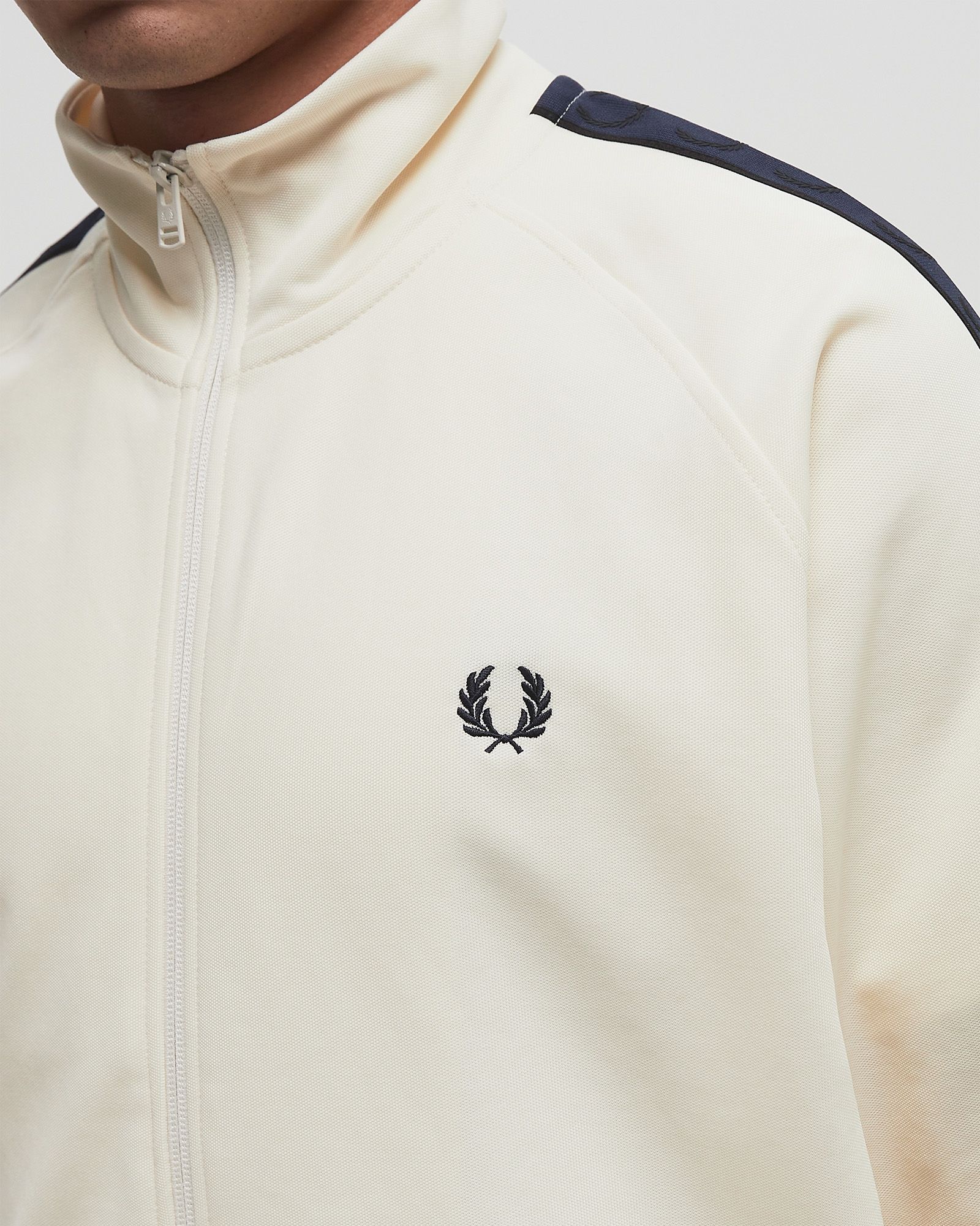 CONTRAST TAPE TRACK JACKET