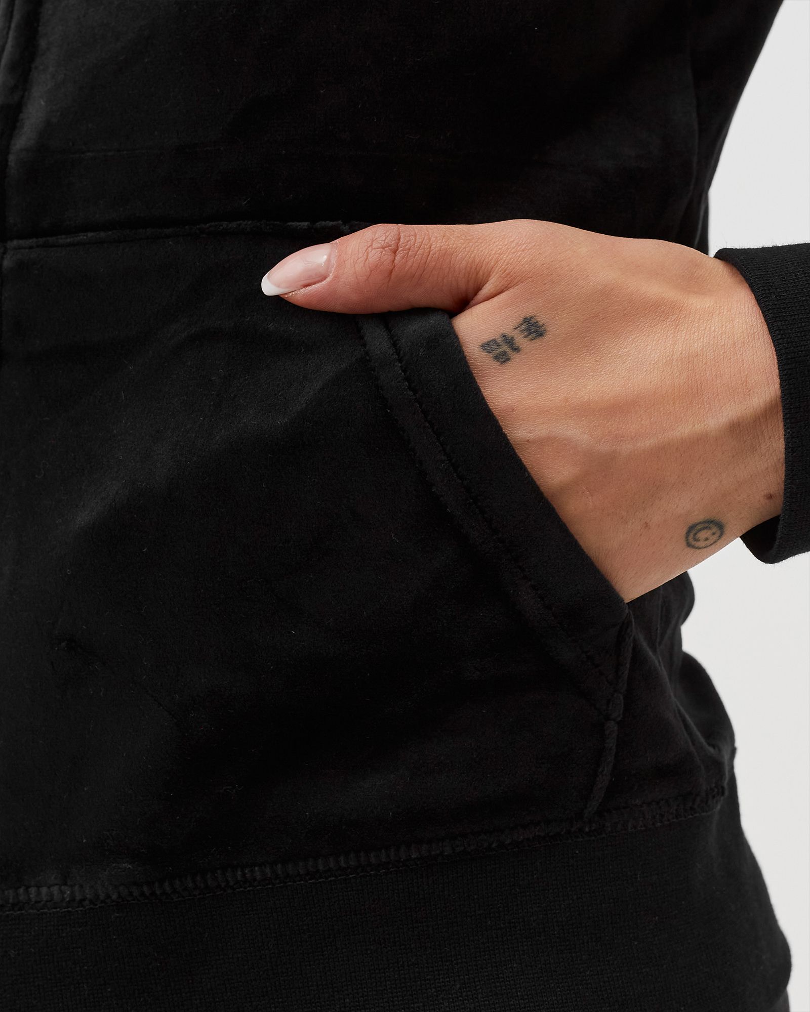 WMNS CLASSIC VELOUR HOODIE WITH DIAMANTE BRANDING