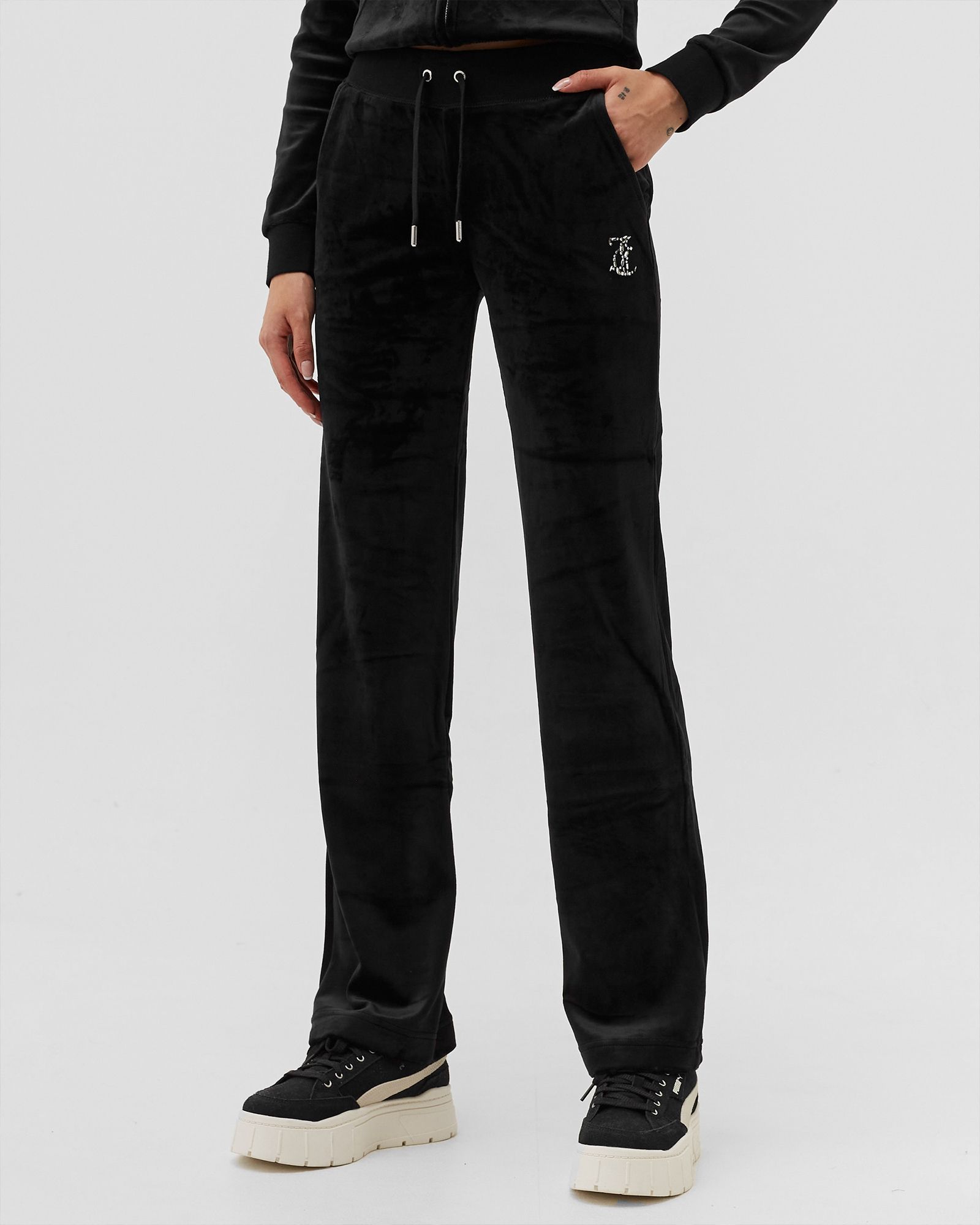 WMNS CLASSIC VELOUR TRACKPANT WITH DIAMANTE BRANDING