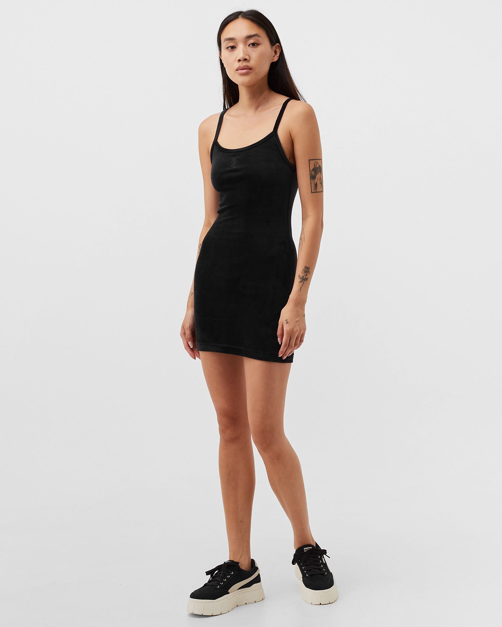 WMNS CLASSIC VELOUR FITTED MINI DRESS