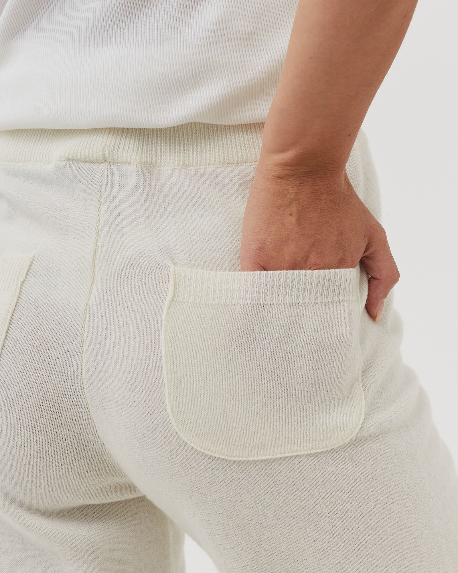 WMNS BOXY FULLY FASHIONED TROUSERS