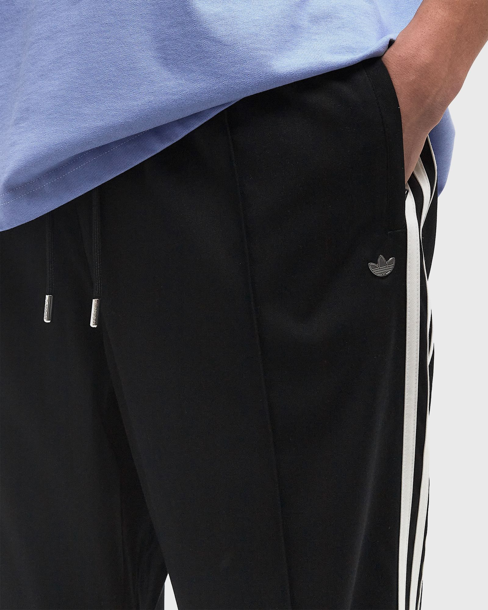BAGGY TRACK PANT