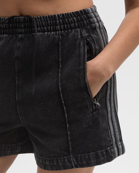 ◆正規品◆ADIDAS FIREBIRD SHORT (W)◆関税/送料無料◆人気◆ 安心の関税込【 adidas 】FIREBIRD ロゴ刺繍 ショート パンツ