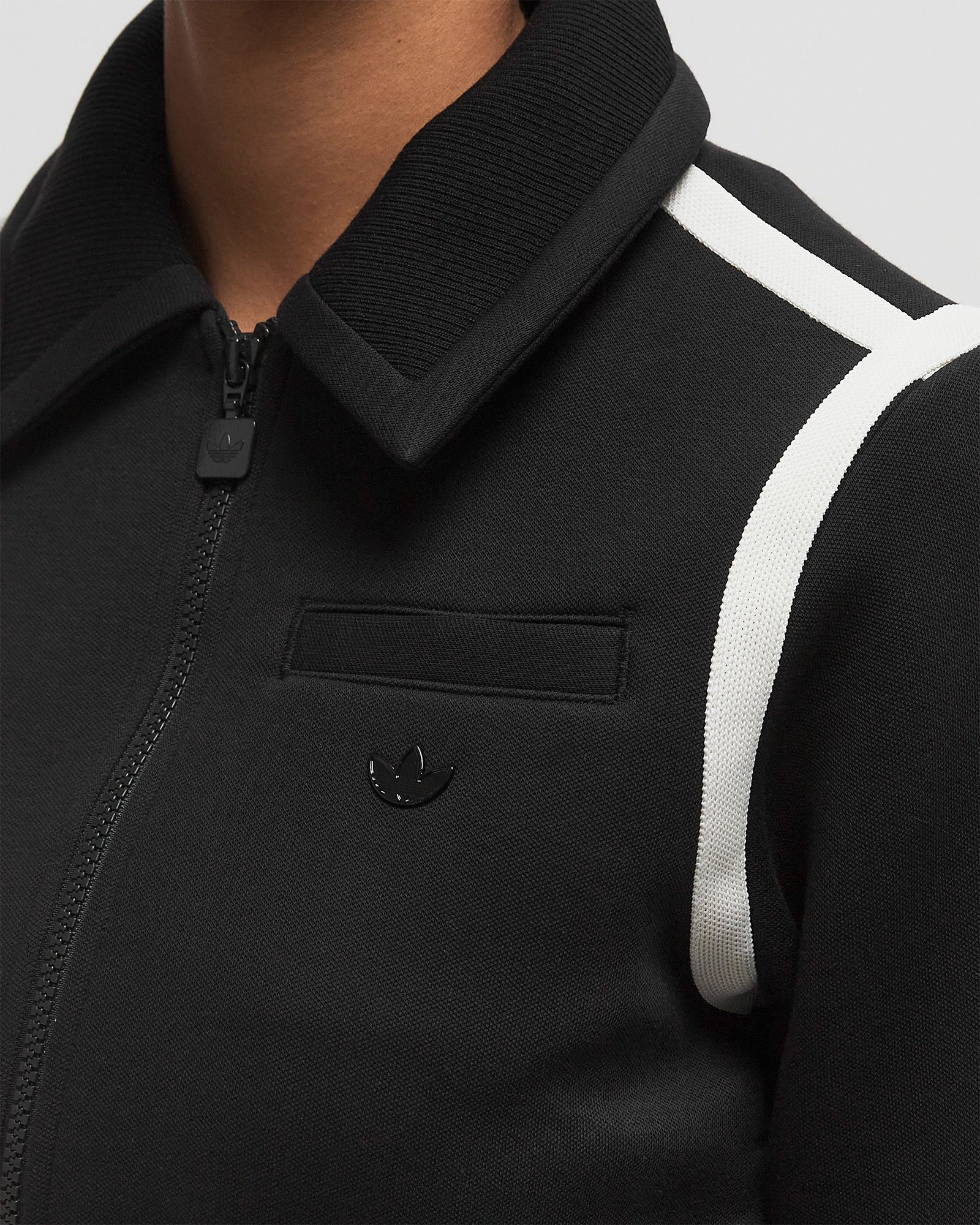 WMNS COLLARED TRACK TOP