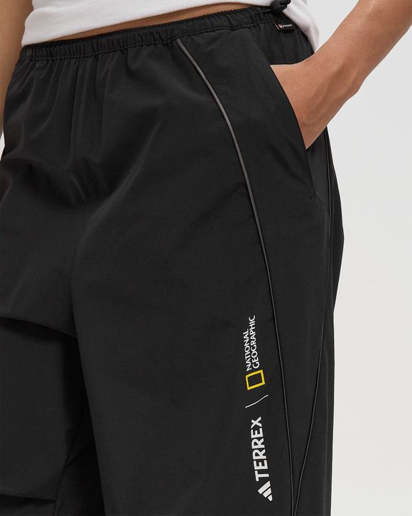 WMNS NAT GEO AEROREADY WOVEN PANTS