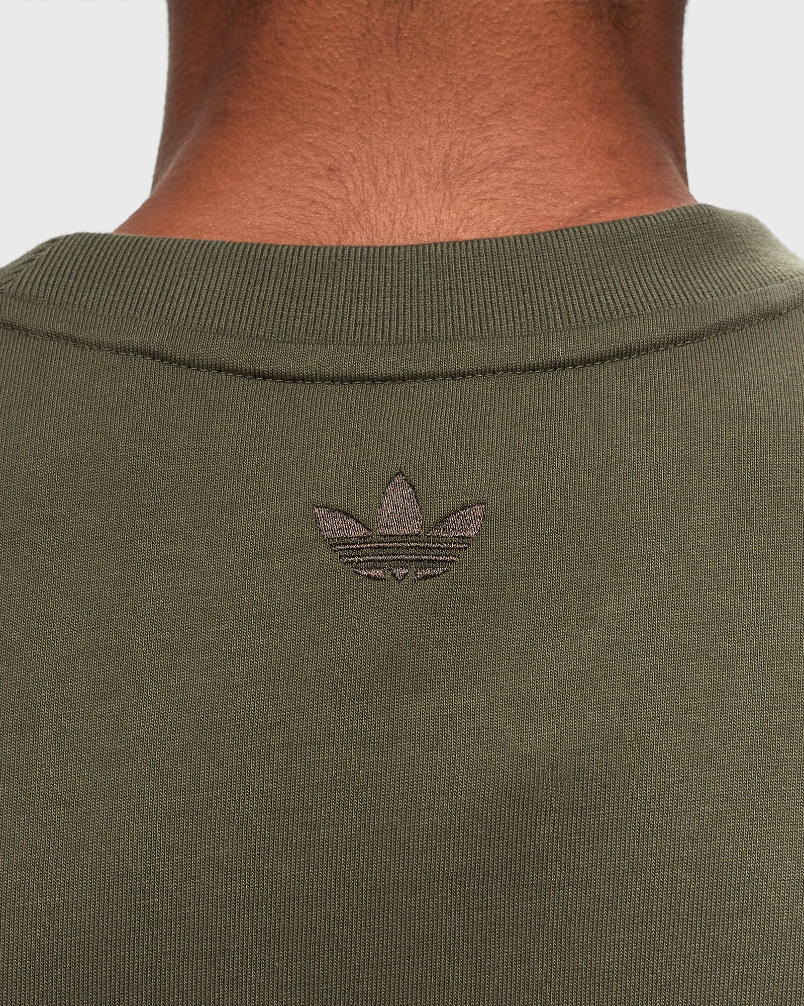 BSTN x FC BAYERN BASKETBALL GARDEN TEE