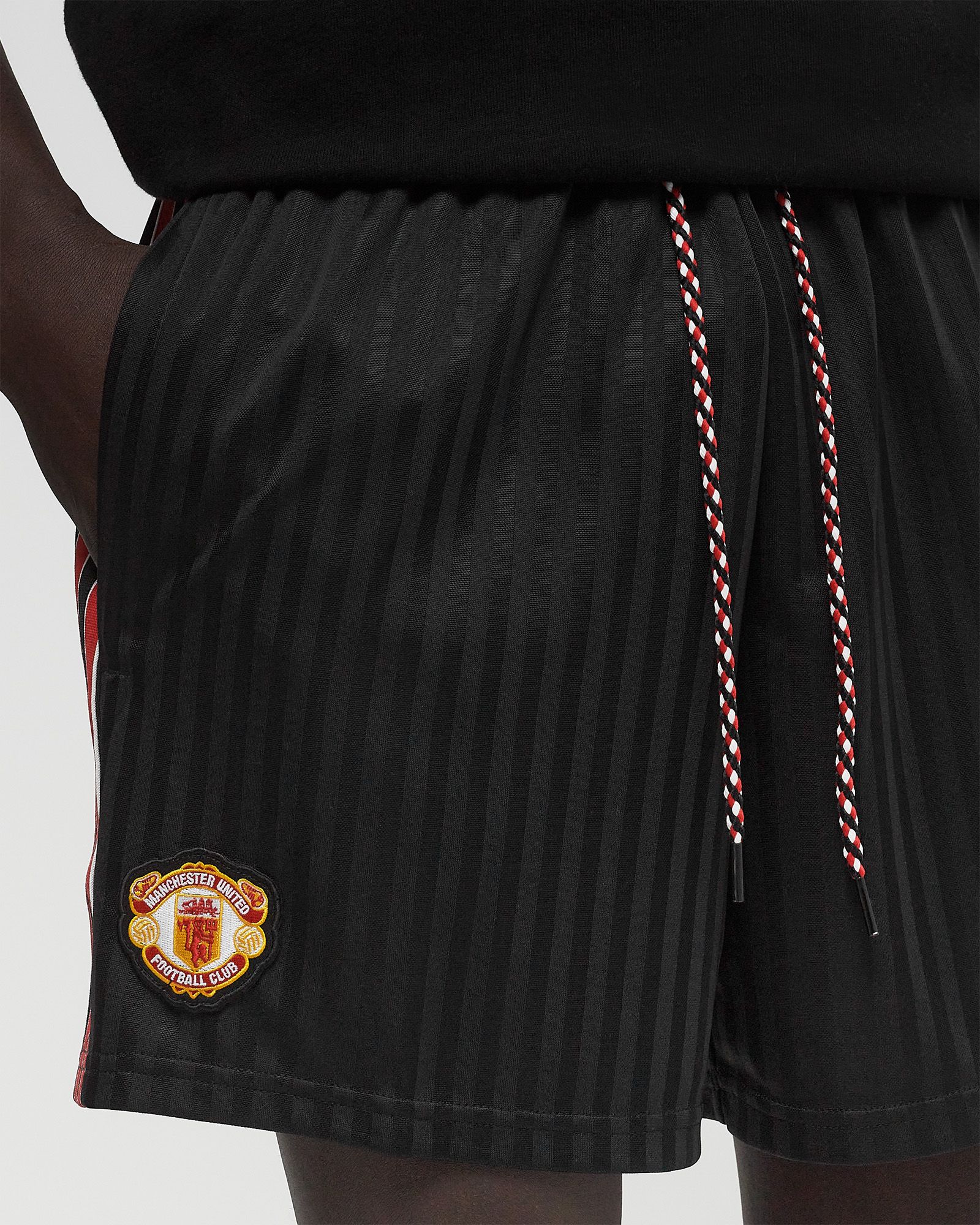 MANCHESTER UNITED ICON SHORT