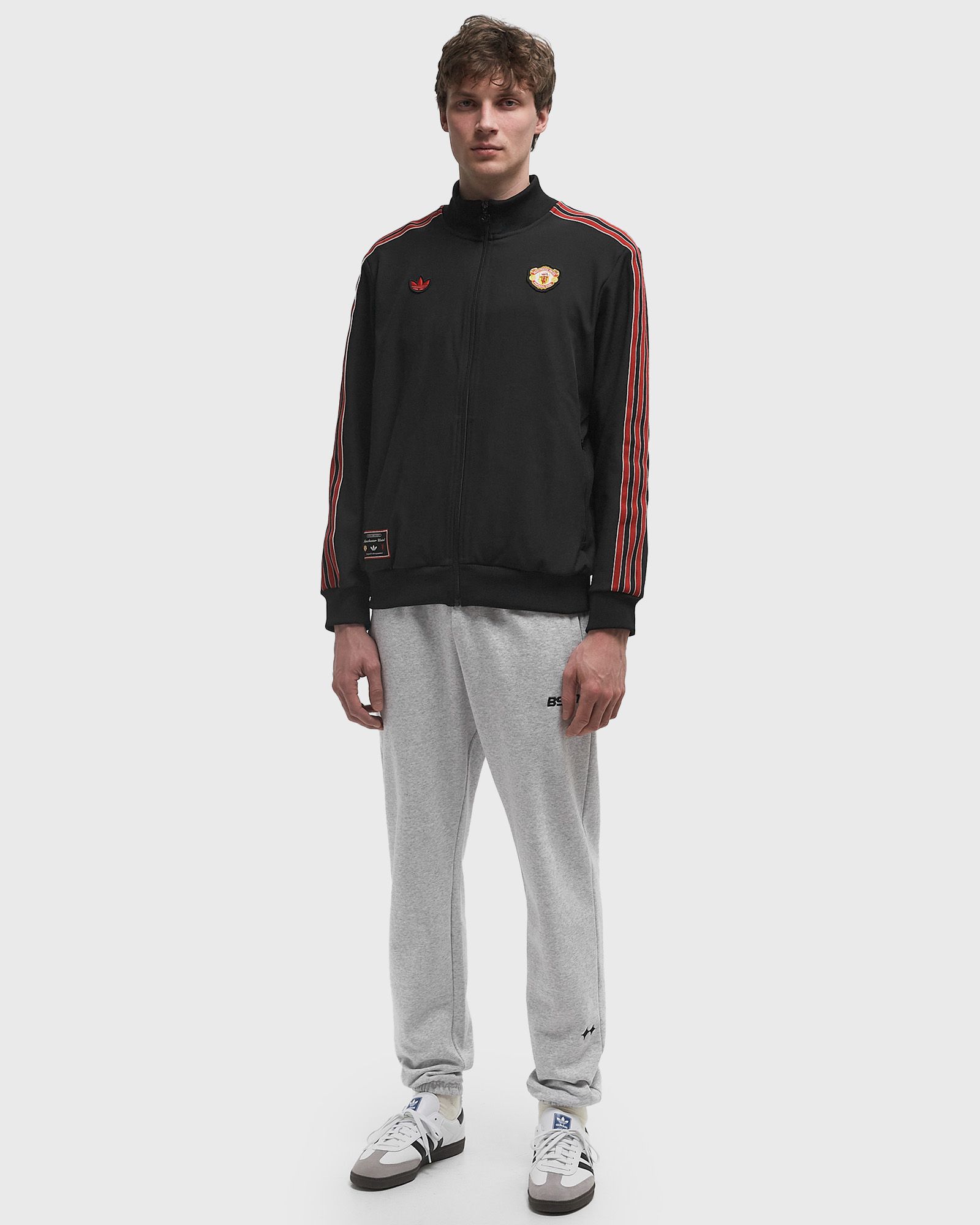 【BoB】Manchester United サイン入りジャージ M BoB】Manchester United サイン入りジャージ M BoB】Manchester