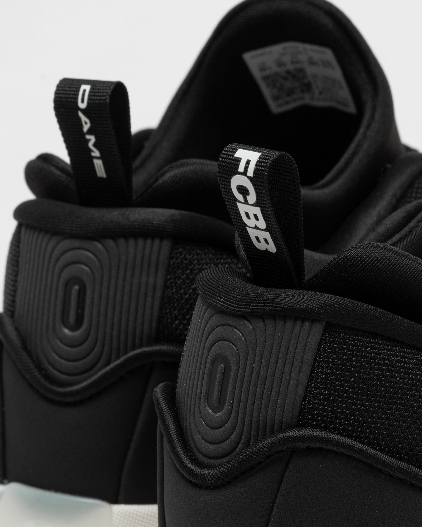 BSTN x FC BAYERN BASKETBALL SM DAME 9