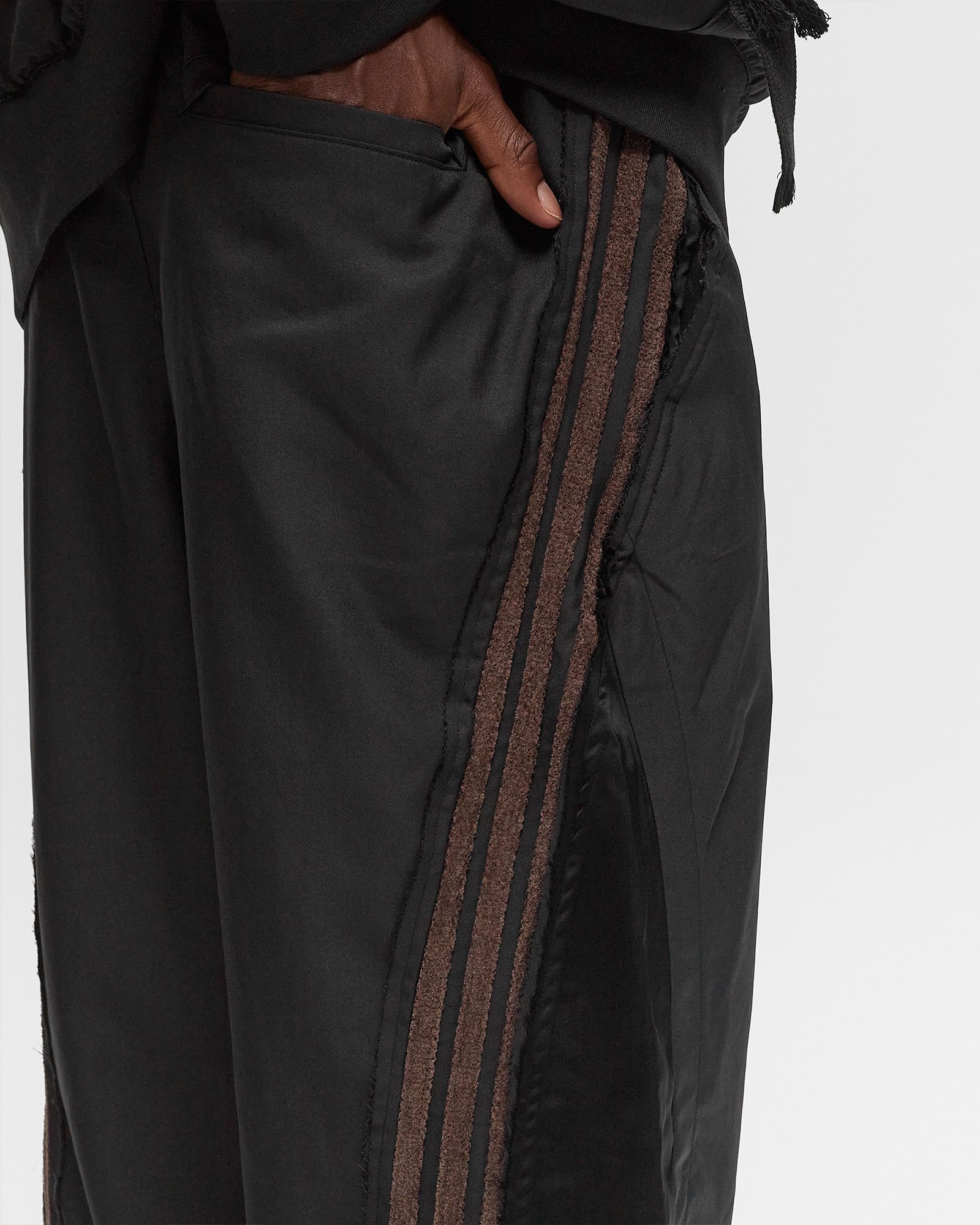 x song for the mute TRACK PANT