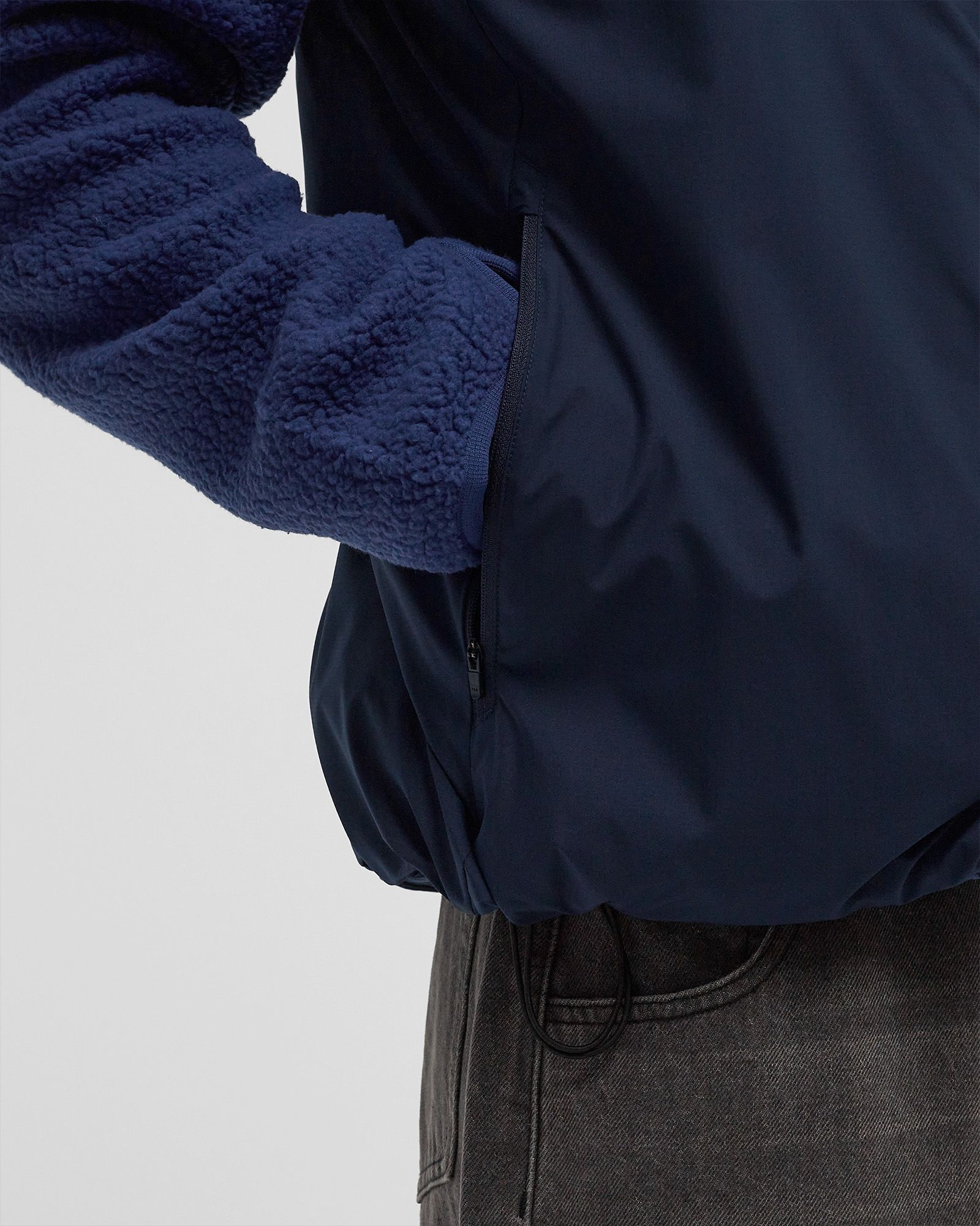 2L Lightweight Down Vest