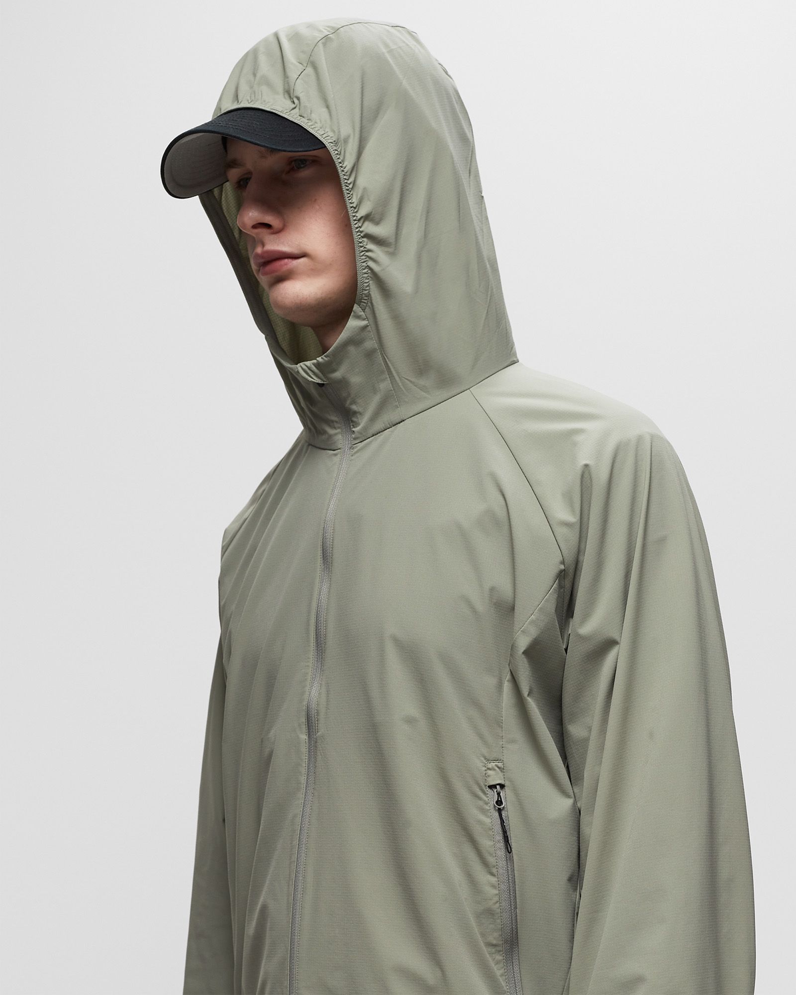 STRETCH PACKABLE JACKET