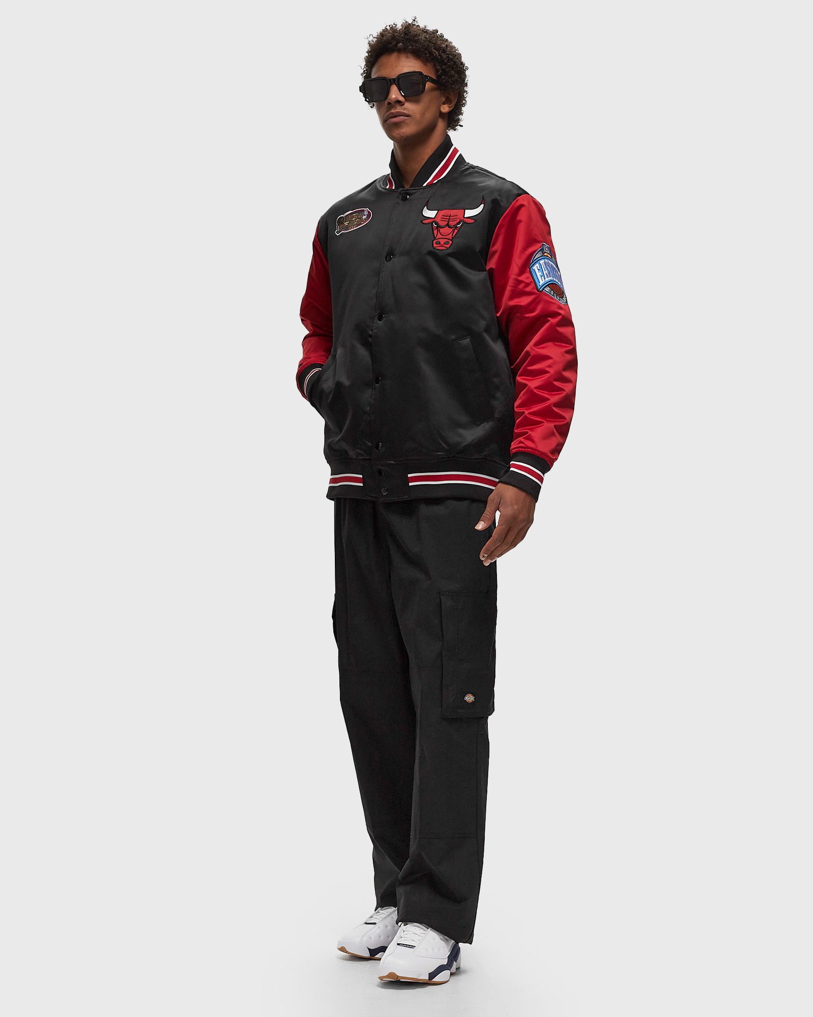 NBA PRIMETIME HEAVYWEIGHT SATIN JACKET VINTAGE LOGO CHICAGO BULLS