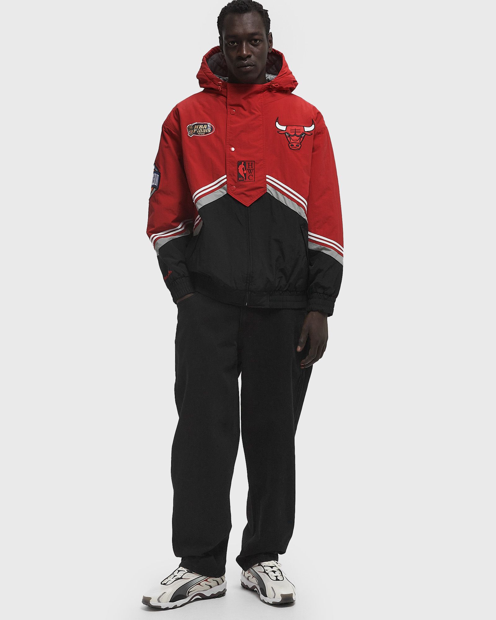 NBA THROW IT BACK RETRO JACKET VINTAGE LOGO CHICAGO BULLS