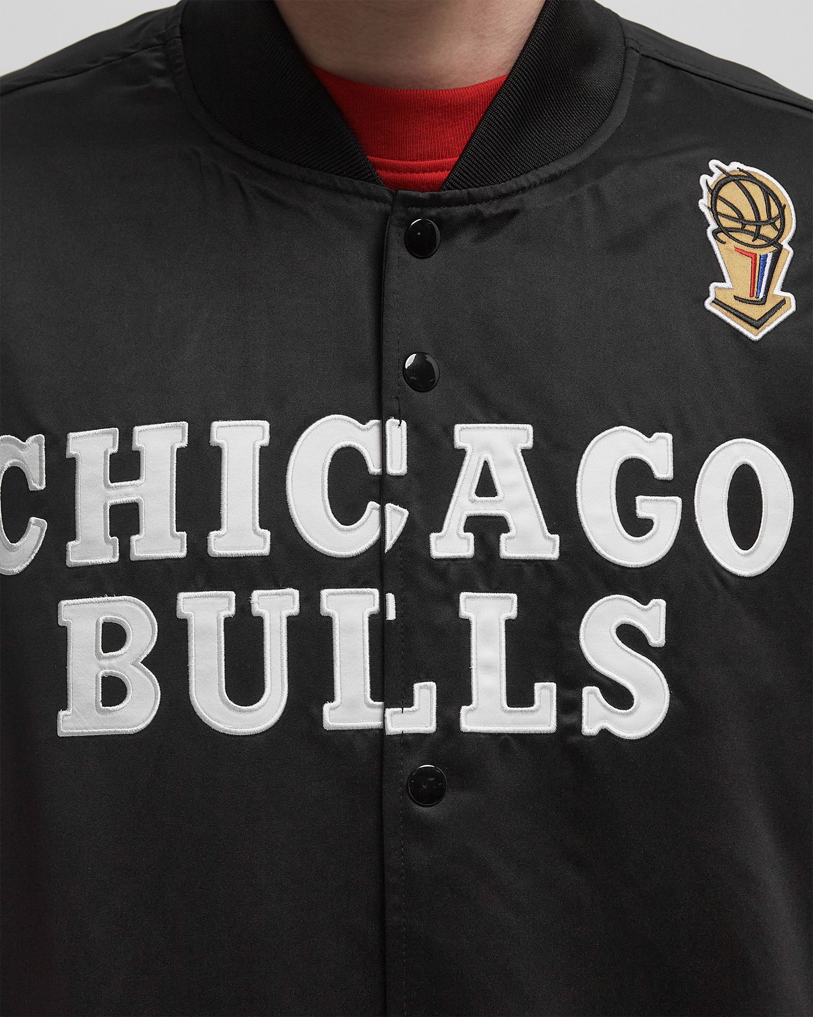 NBA TEAM ORIGINS SATIN JACKET VINTAGE LOGO CHICAGO BULLS