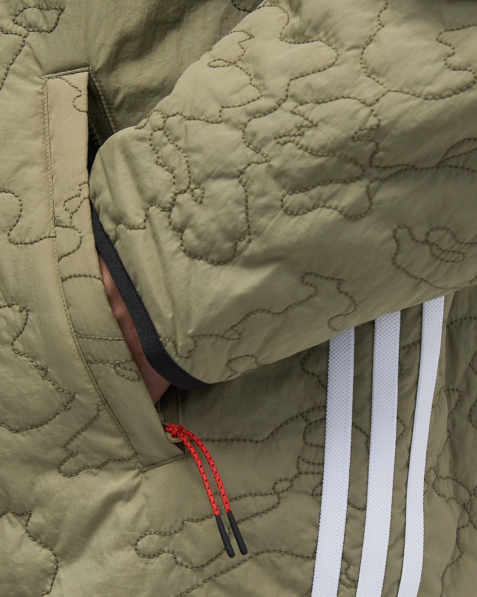 x 100 Thieves QLT LINER