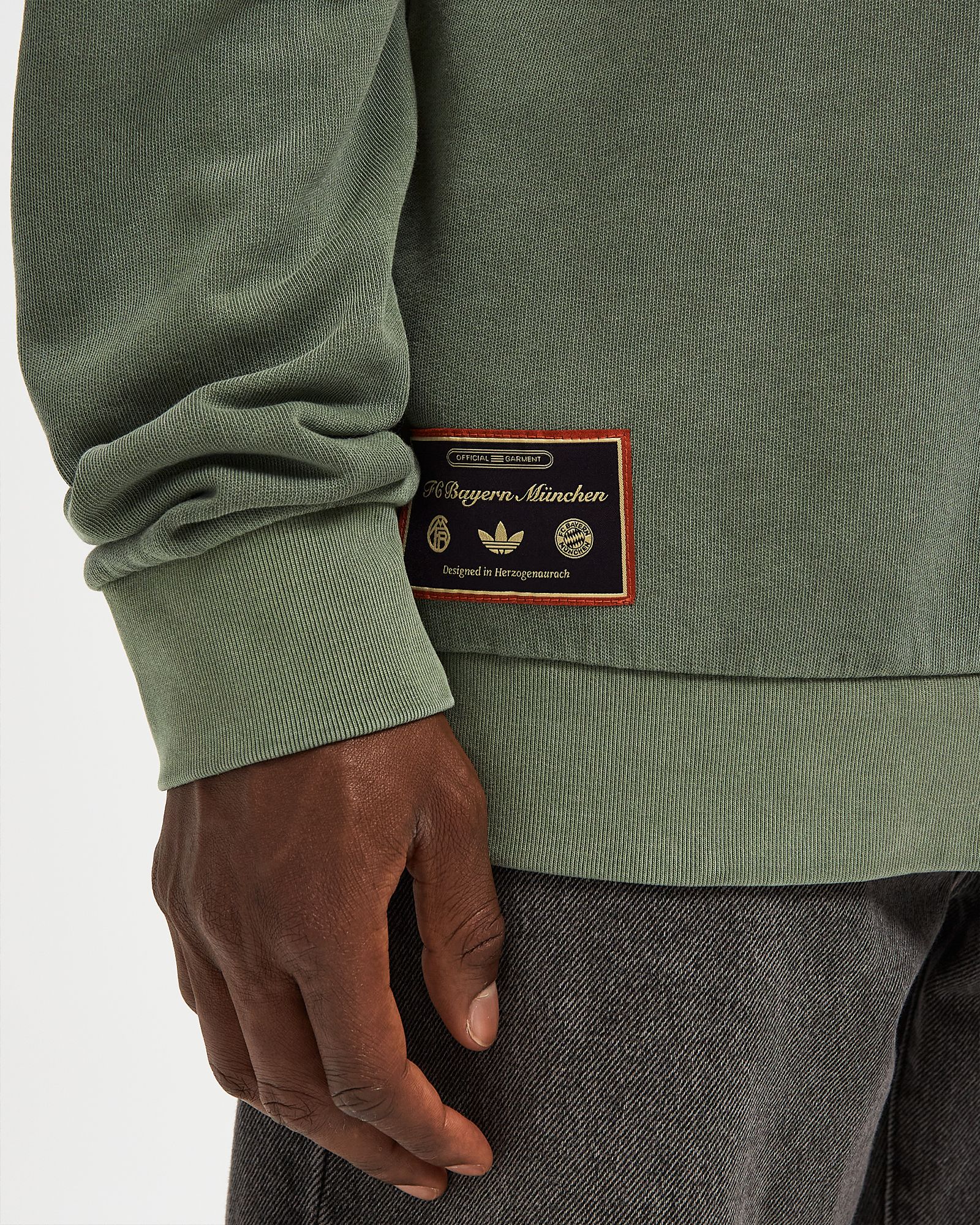 FC BAYERN ICON HALF ZIP