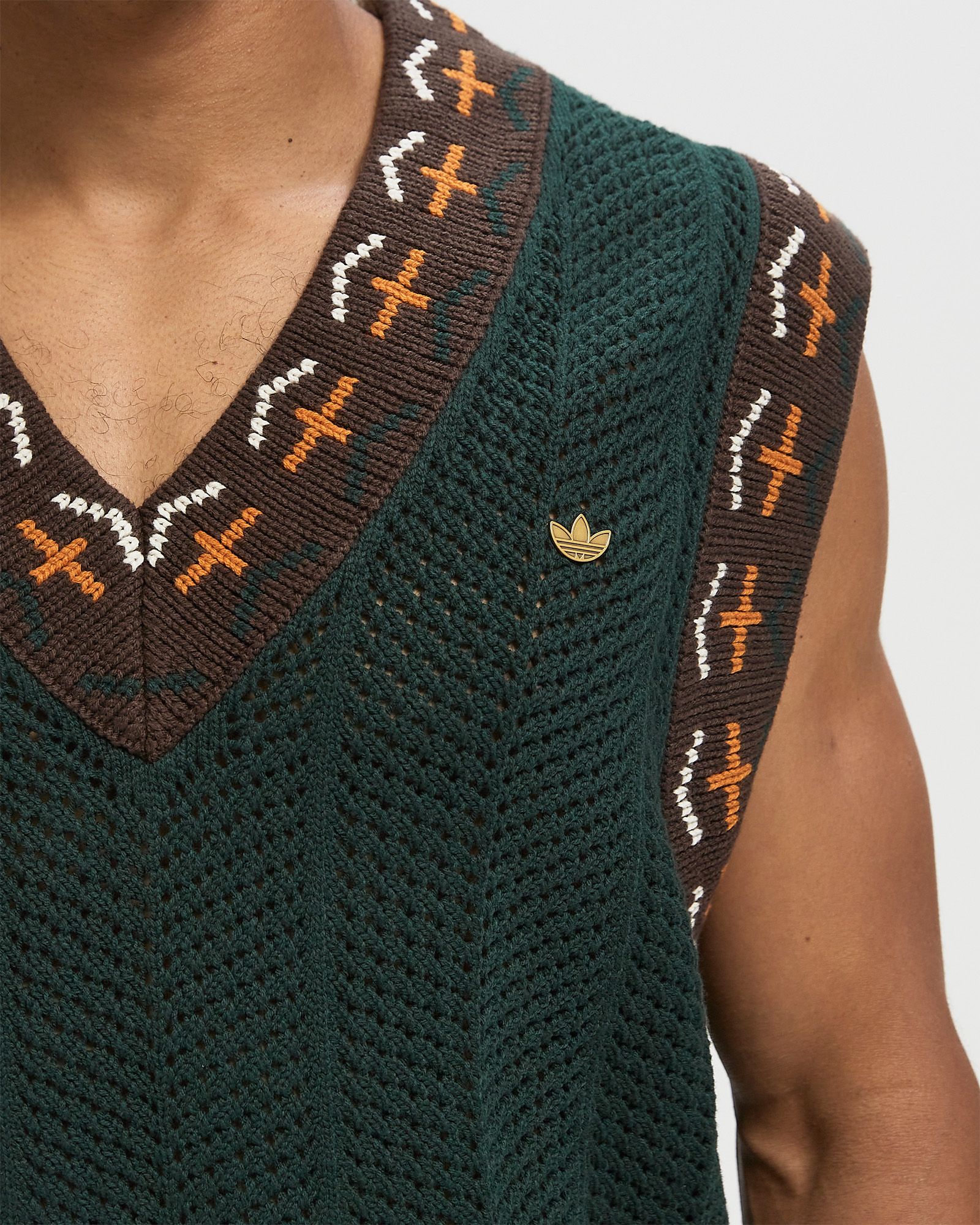 X CLOT KNIT VEST