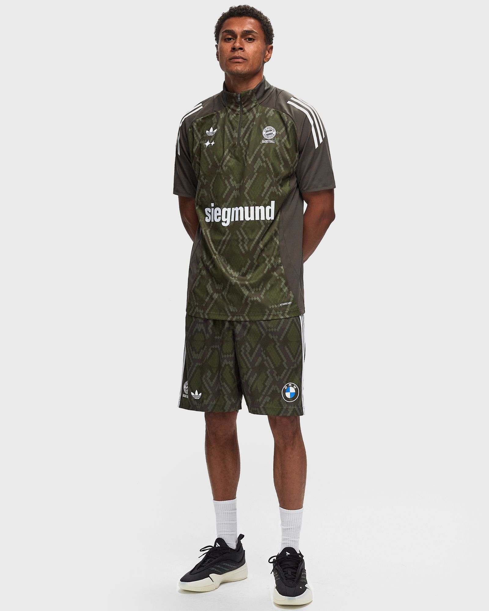 BSTN x FC BAYERN BASKETBALL Garden Shooter R