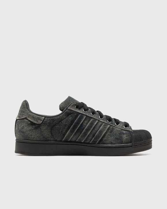 SUPERSTAR 82