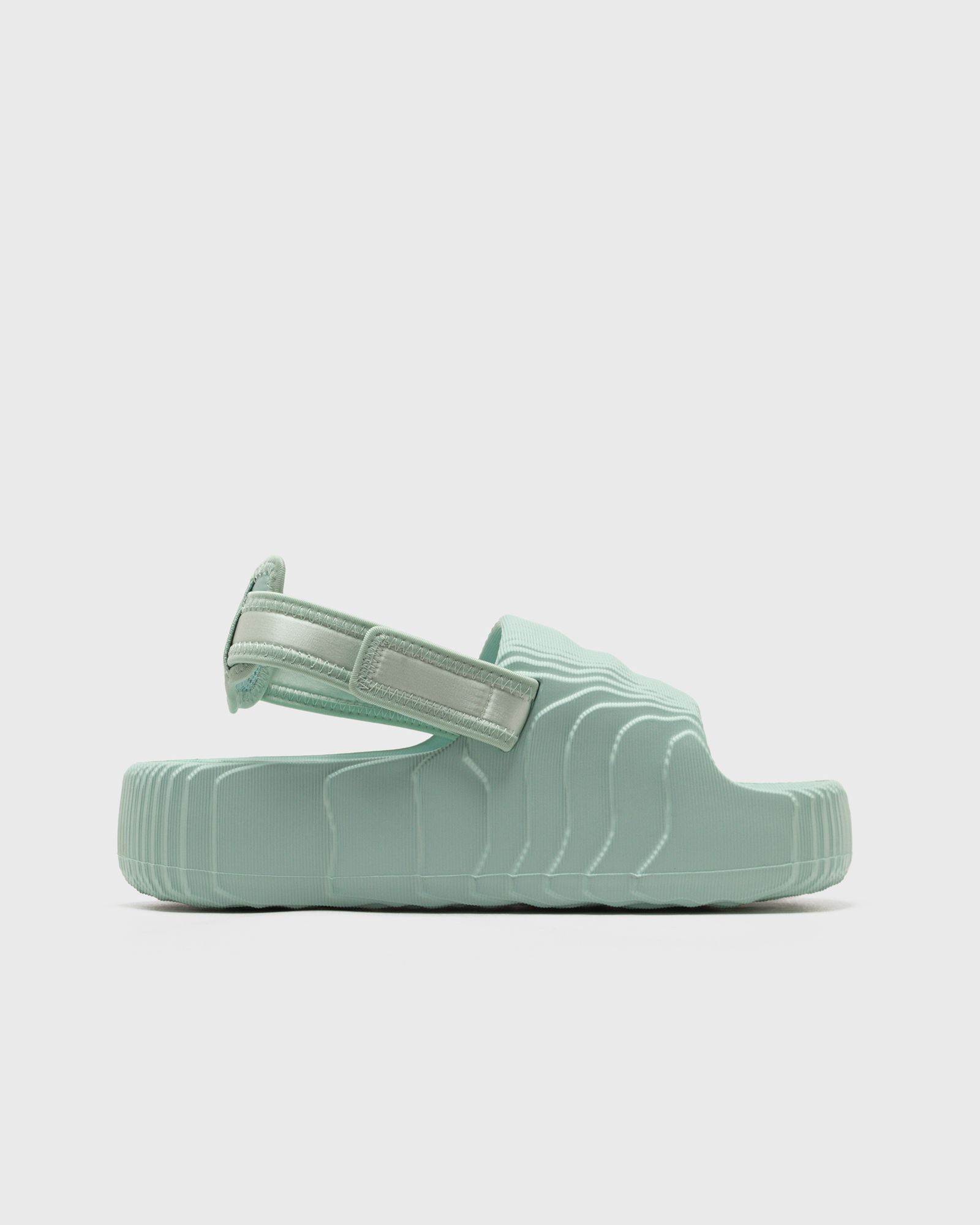 ADILETTE 22 XLG W