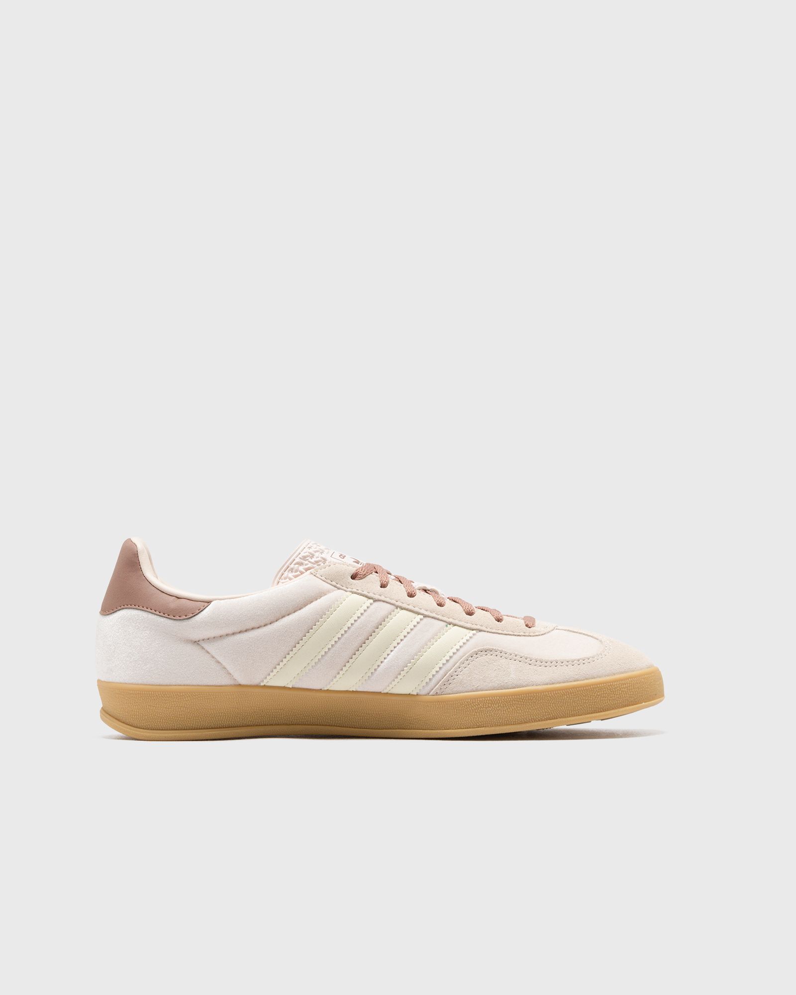 WMNS GAZELLE INDOOR
