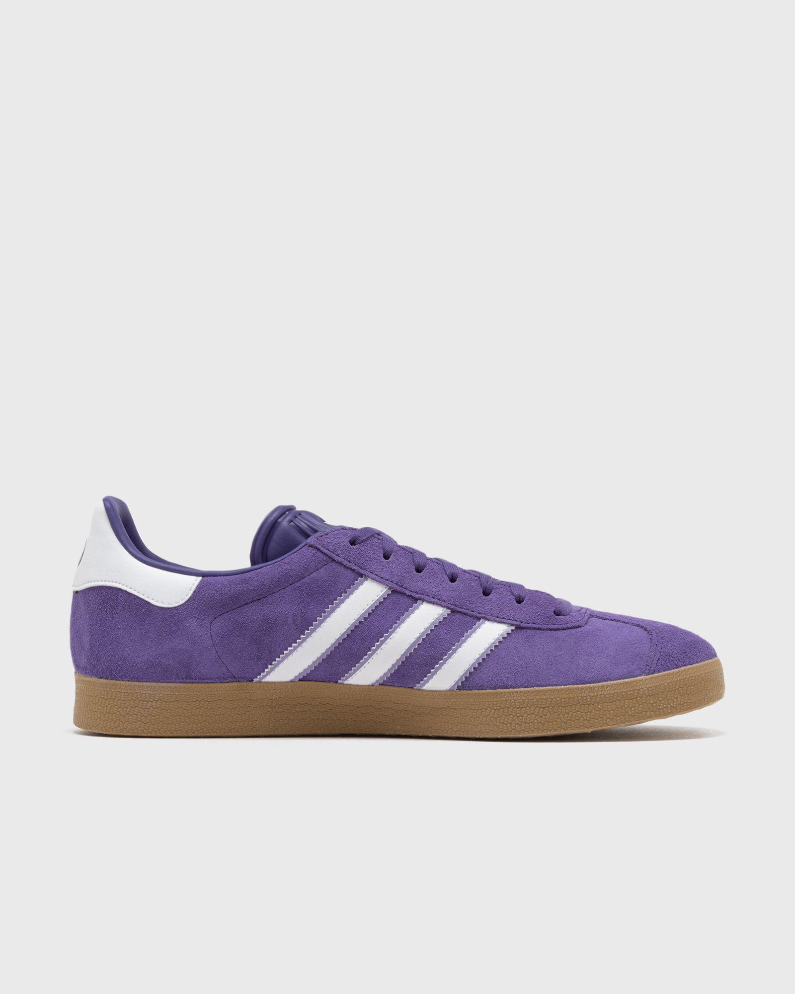 シャルル Adidas REAL MADRID GAZELLE TERRACE Purple | BSTN Store