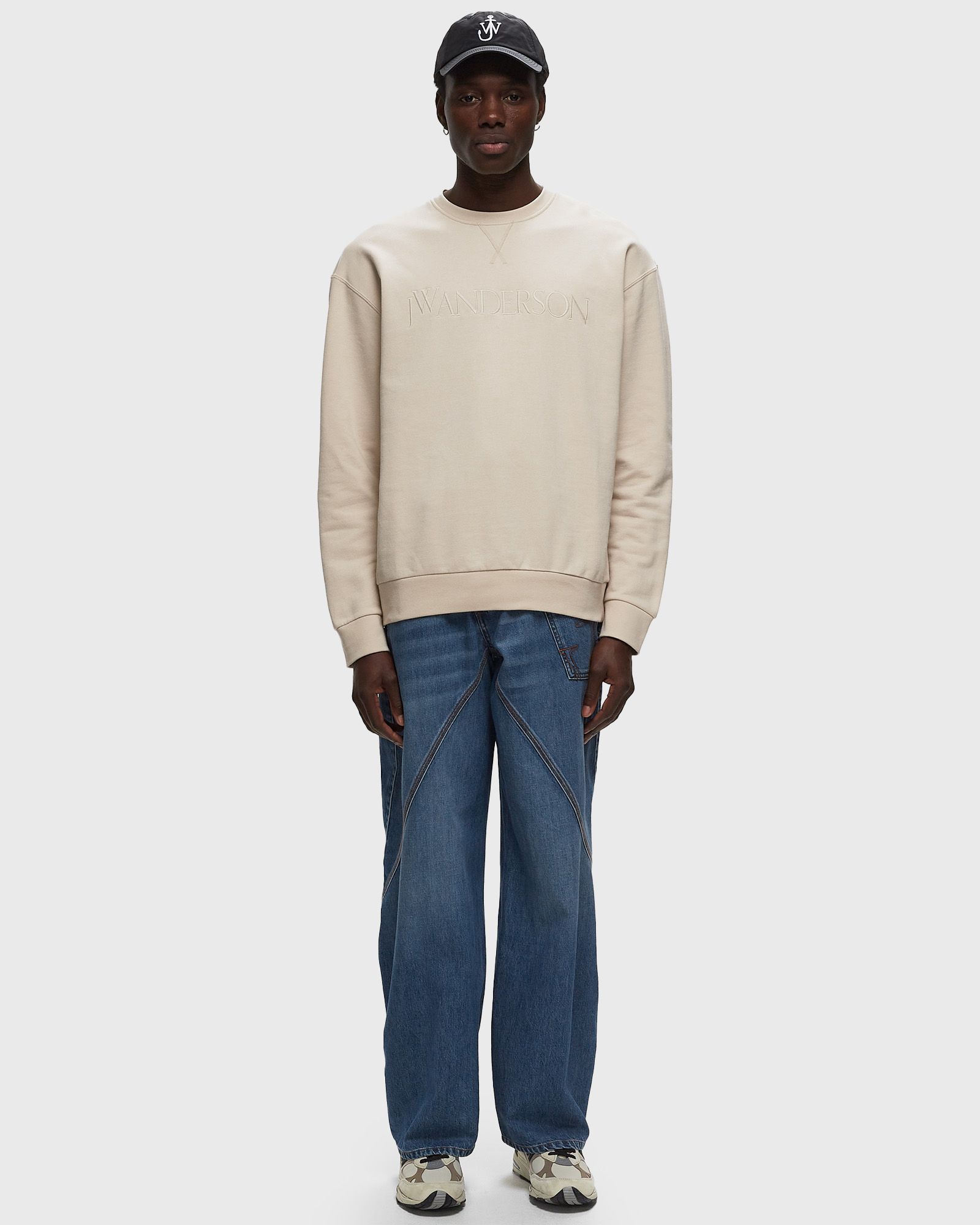 LOGO EMBROIDERY SWEATSHIRT