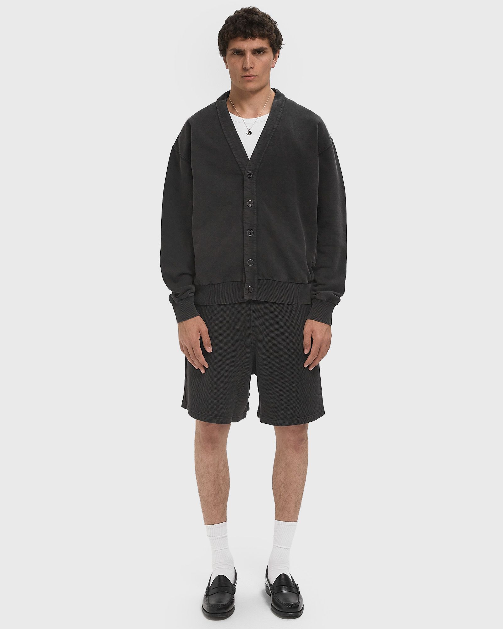 GARMENT DYE V NECK CARDIGAN