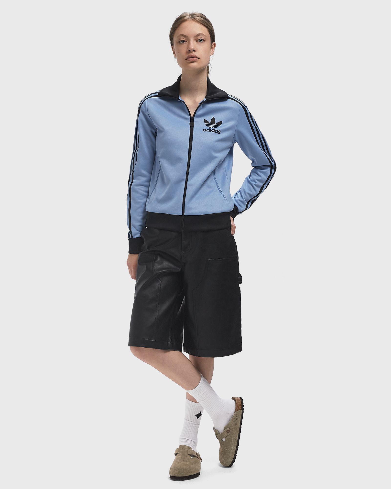 CLASSIC TRACKTOP