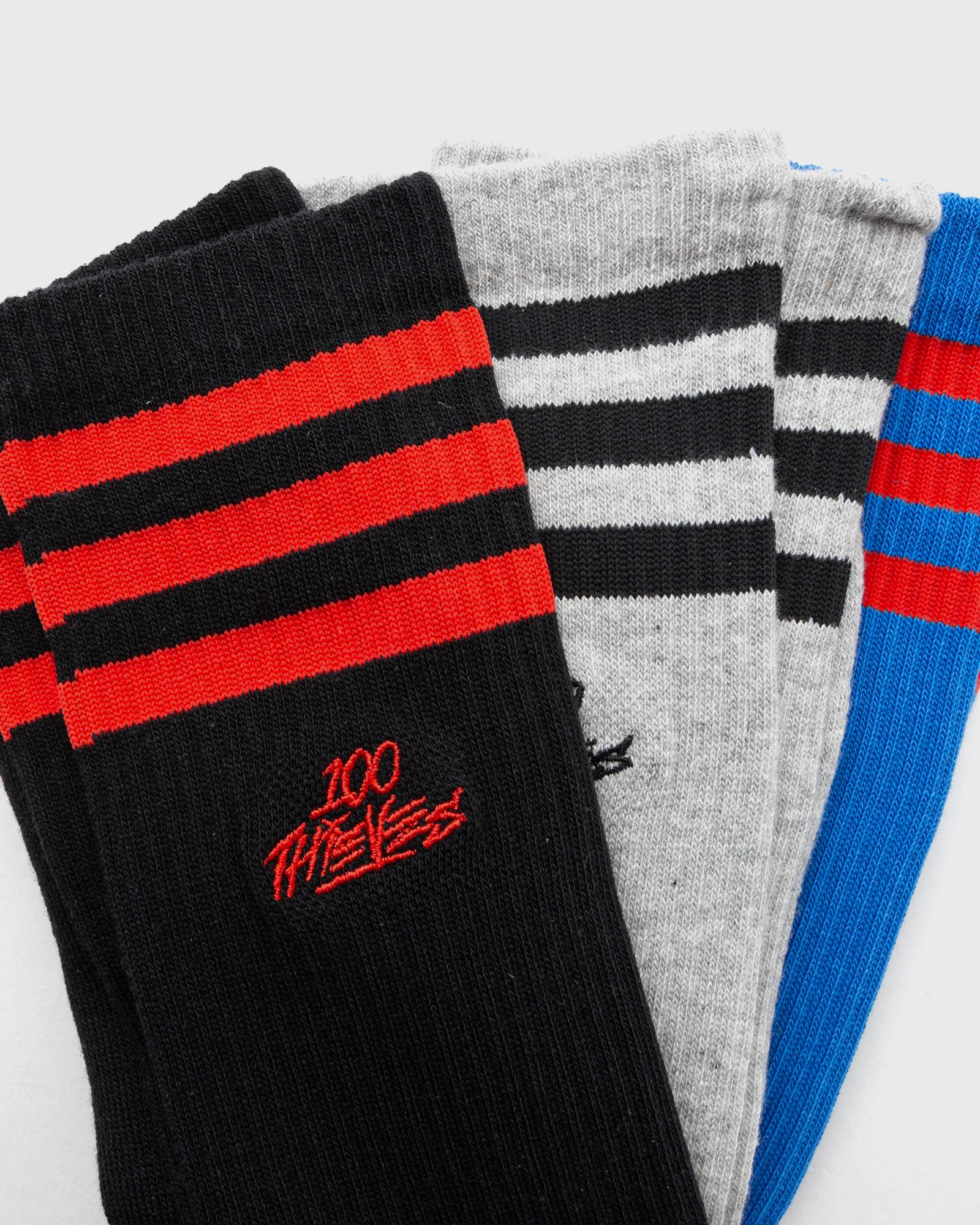 x 100 Thieves SOCKS