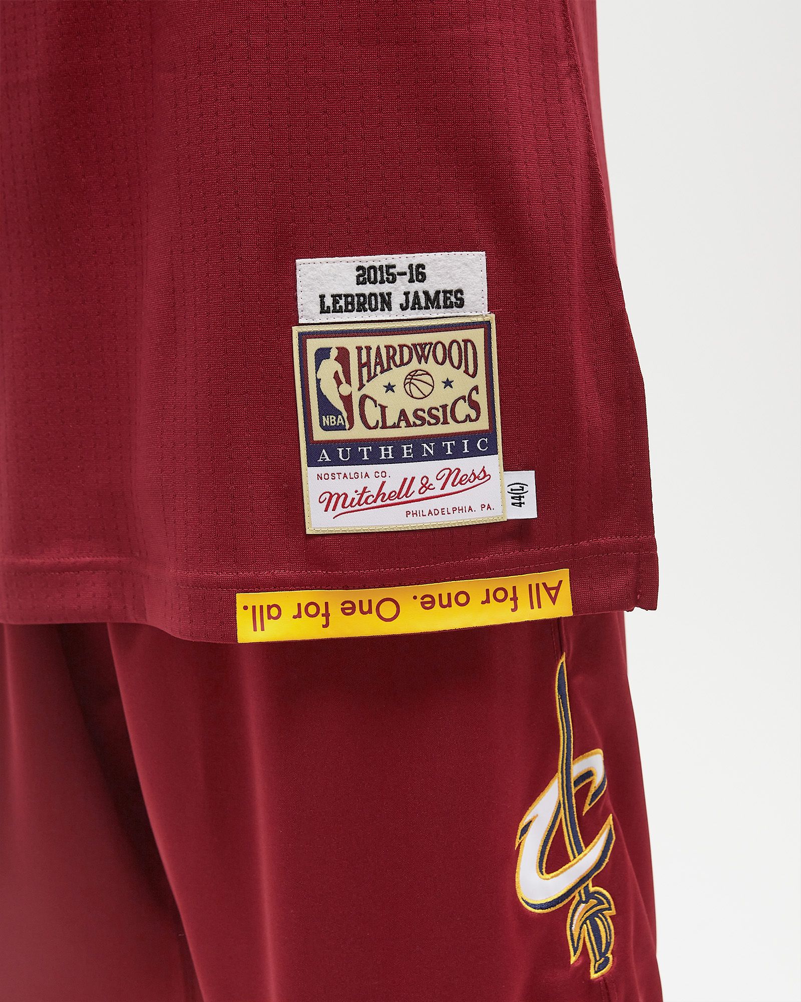 NBA AUTHENTIC DARK JERSEY CLEVELAND CAVALIERS 2015 LEBRON JAMES #23