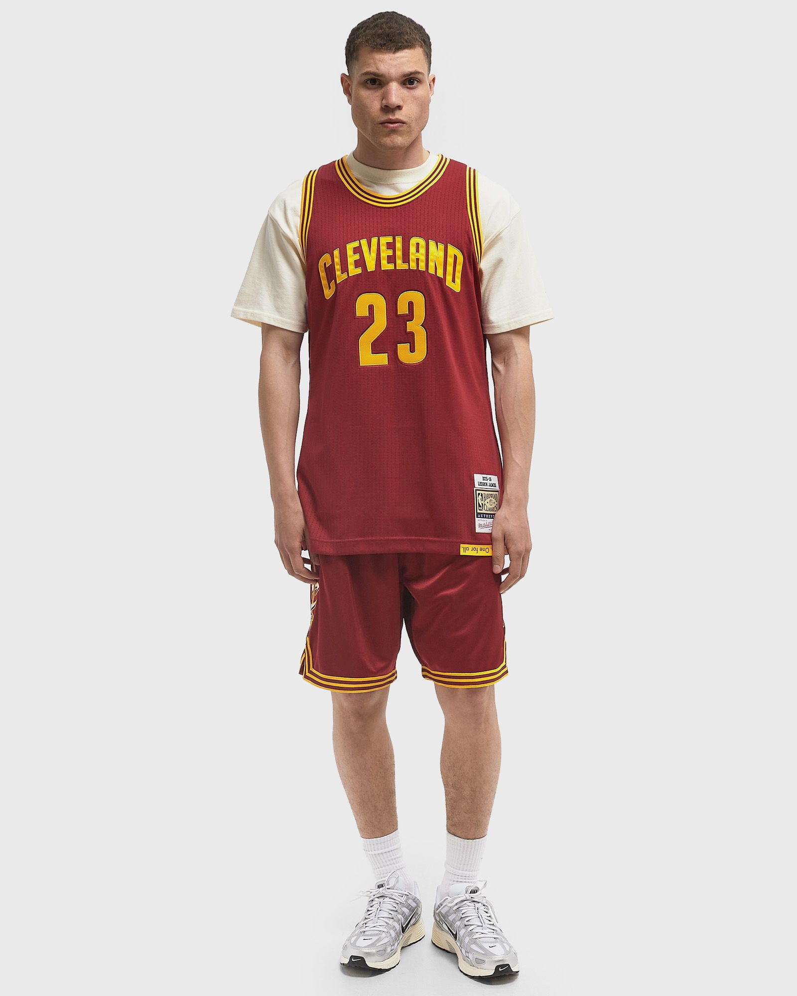 値下げ可能mitchell&ness CLEVELAND JAMES 23 値下げ可能mitchell&ness CLEVELAND JAMES 23