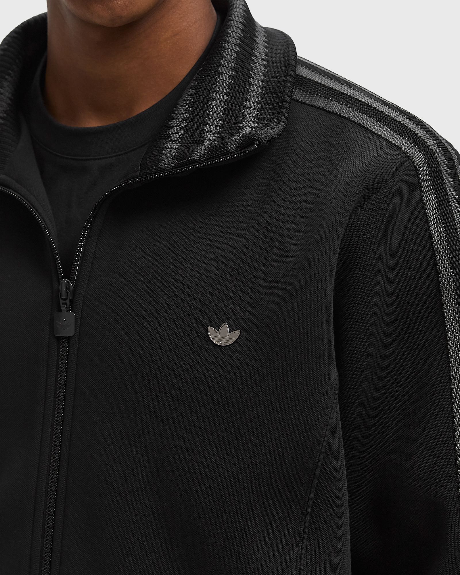 PREM TRACKTOP