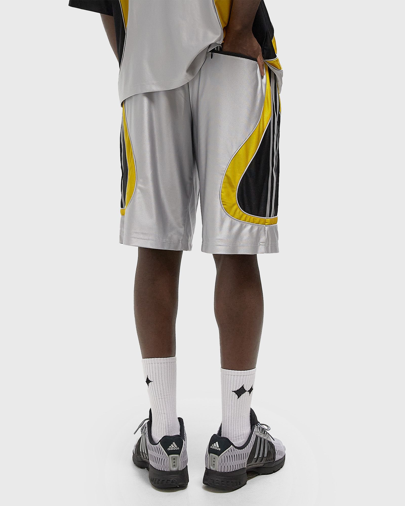 x BRAIN DEAD FB SHORT