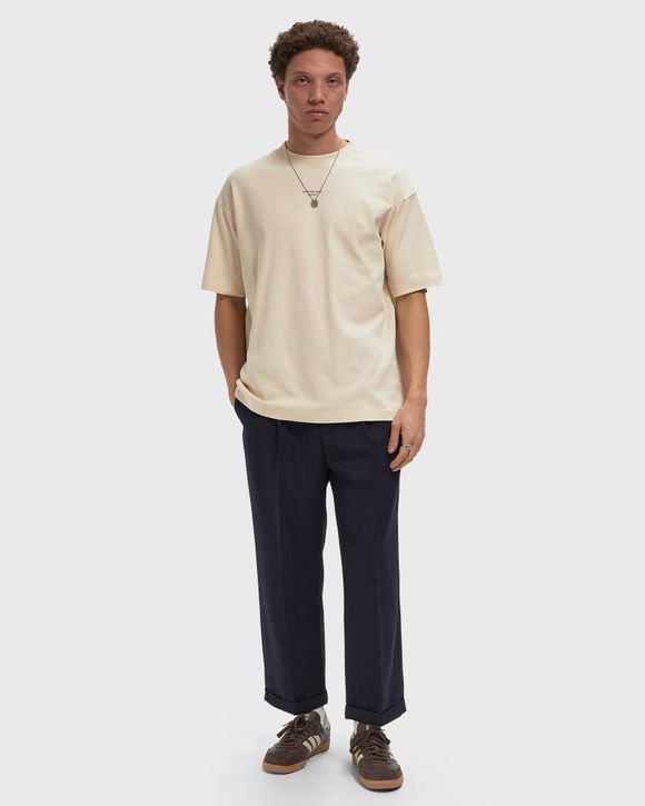 Thumbnail - Le T-shirt Slogan Classique