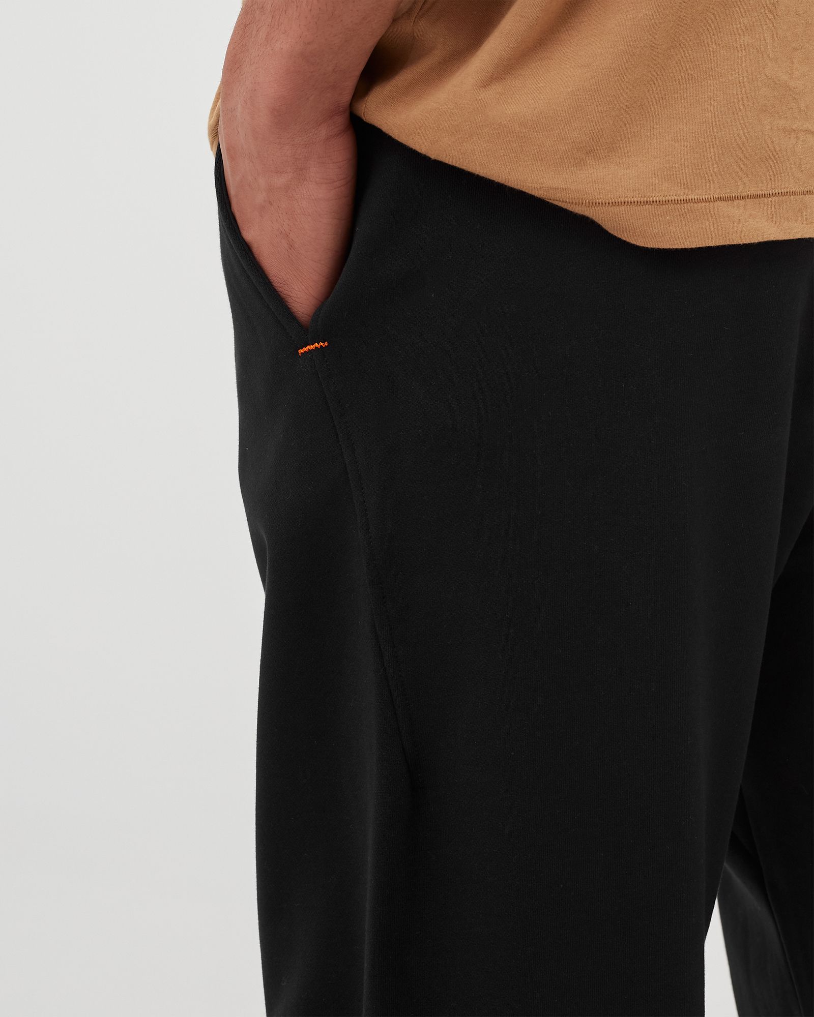JOGGER PANTS