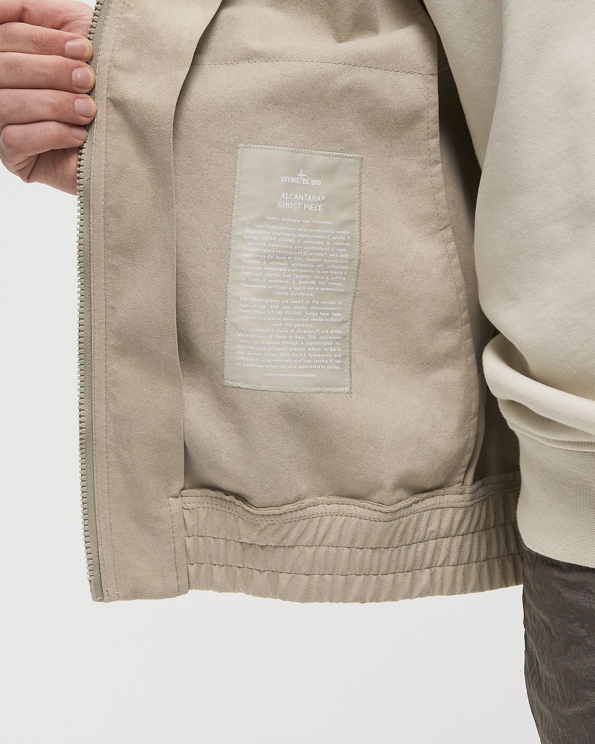 Stone Island CAPOSPALLA GHOST PIECE JACKET Beige | BSTN Store