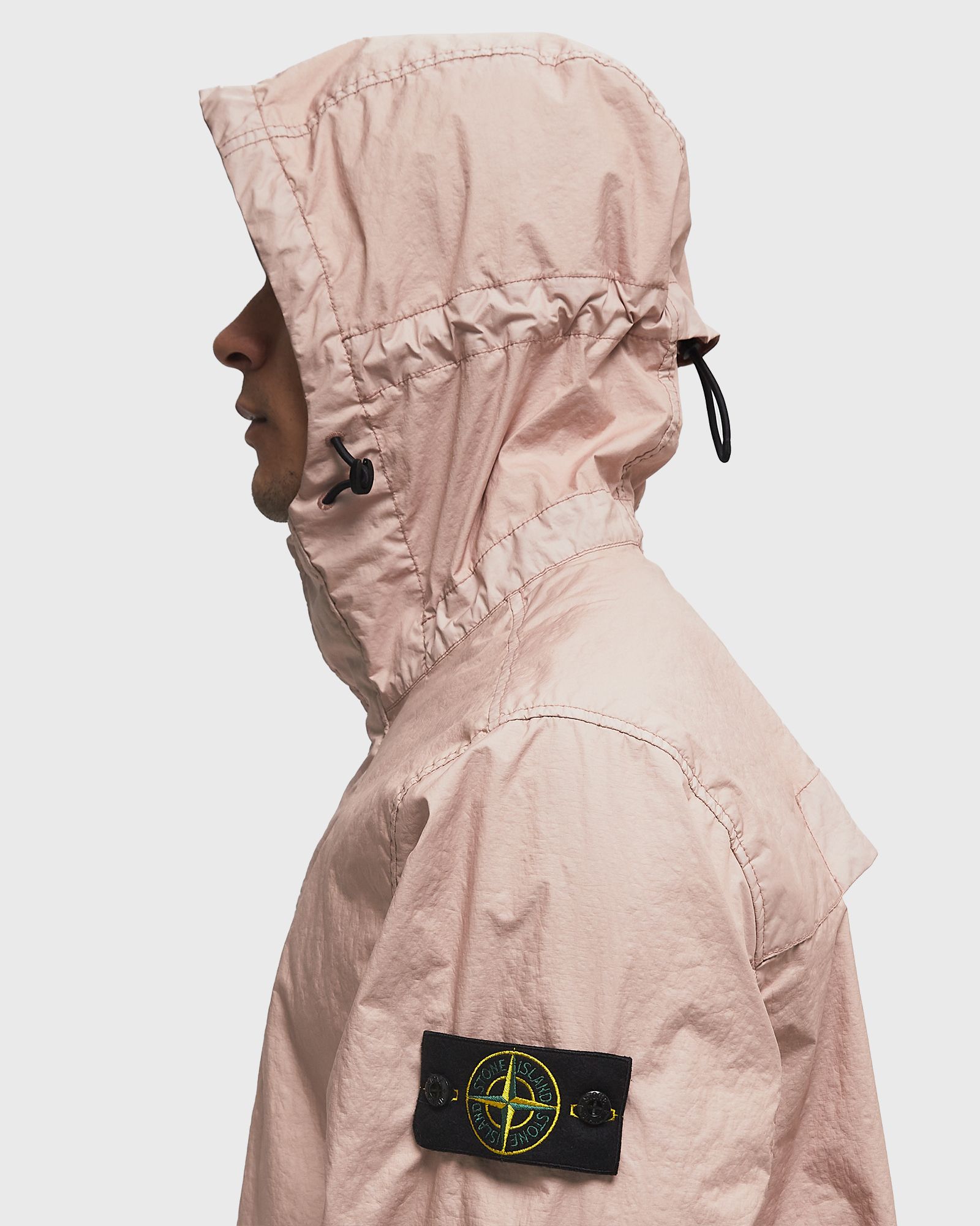 BREATHABLE WATER-RESISTANT HOODED JACKET