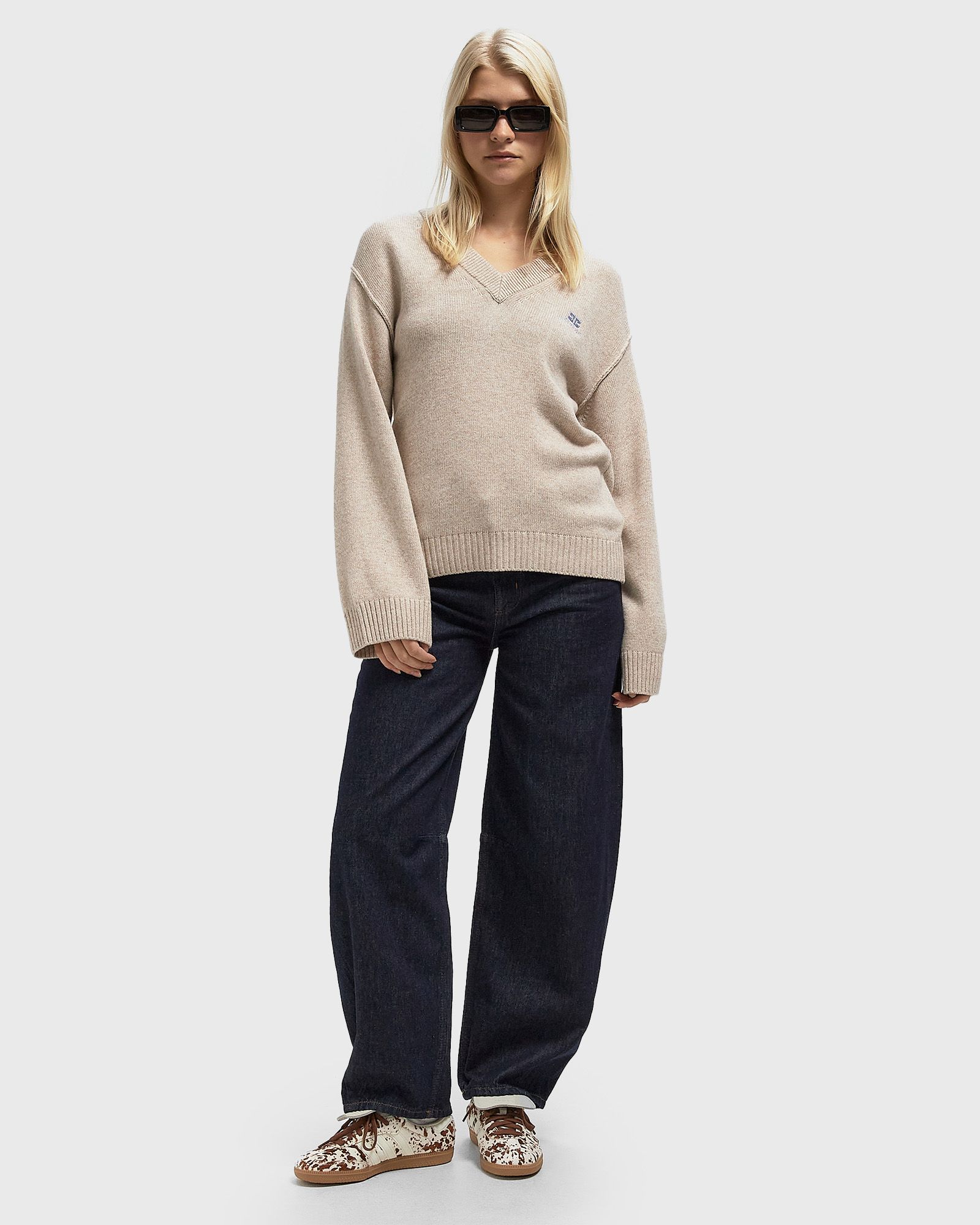 Core Future Wool Mix V-neck