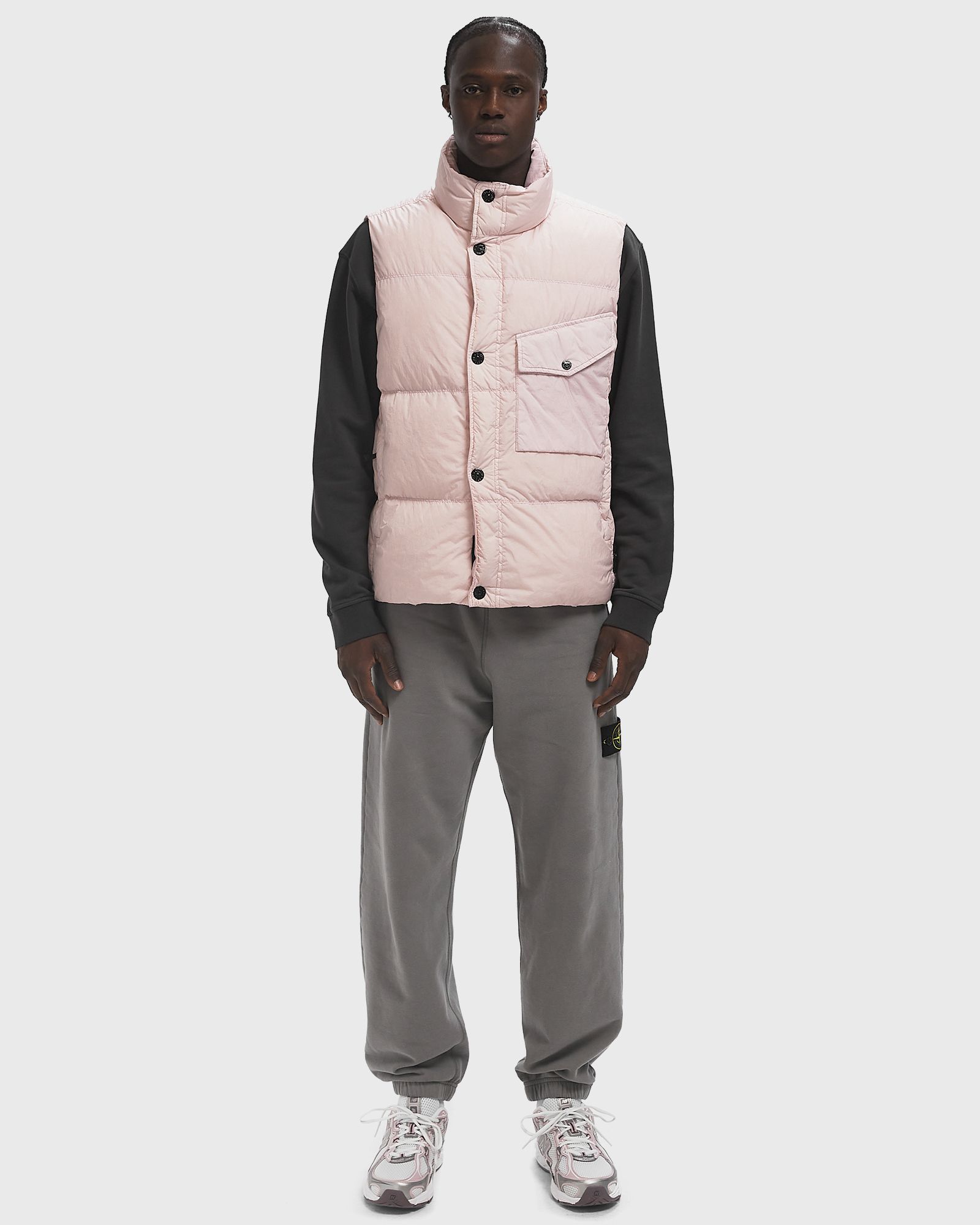 DOWN VEST