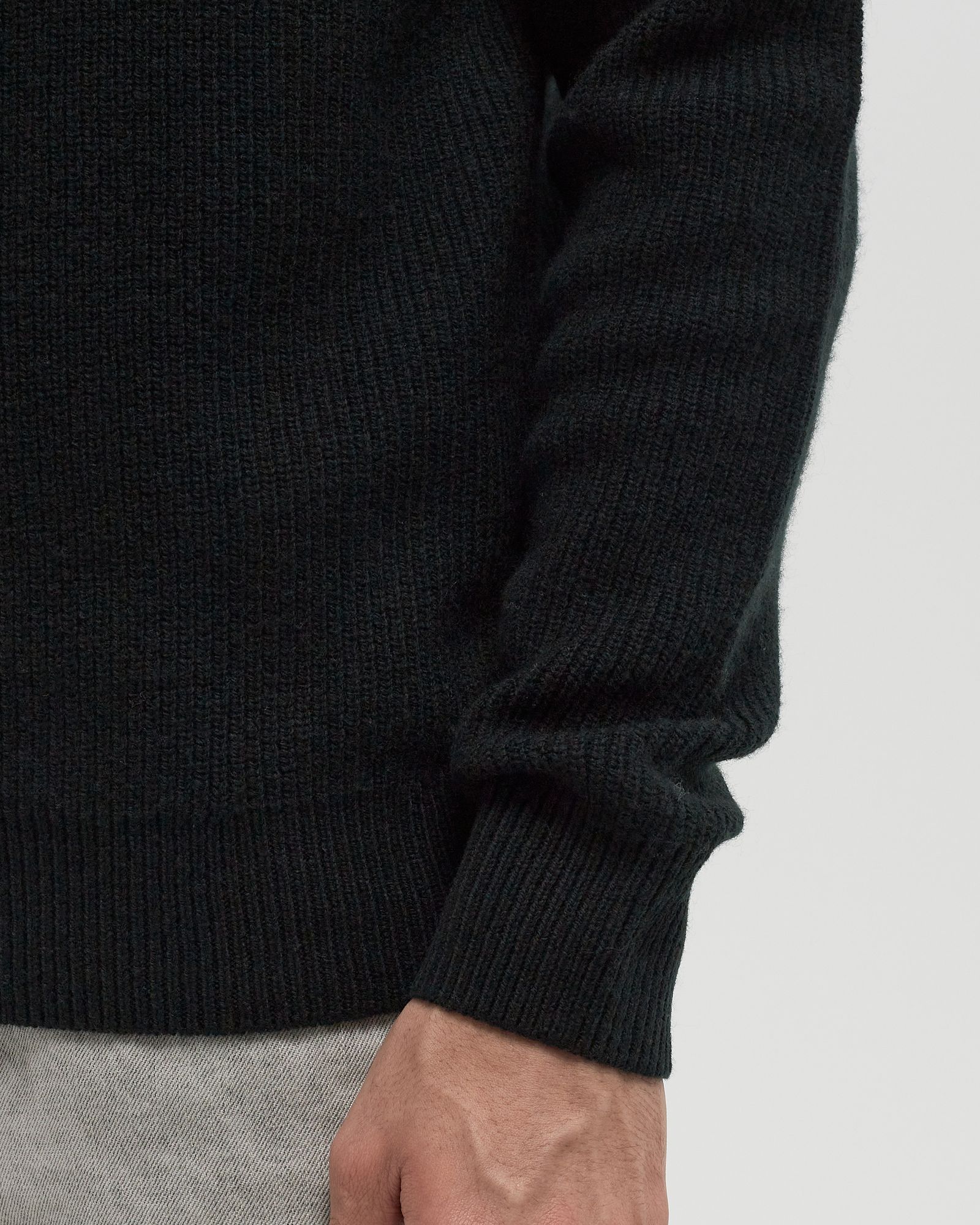 TEXTURED HALF ZIP JUMPER