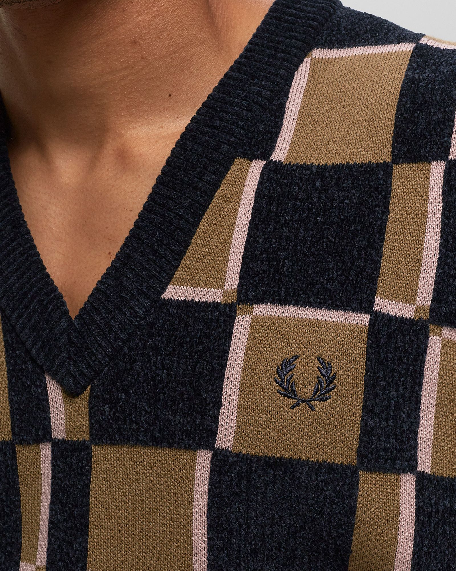 Glitch Chequerboard Tank