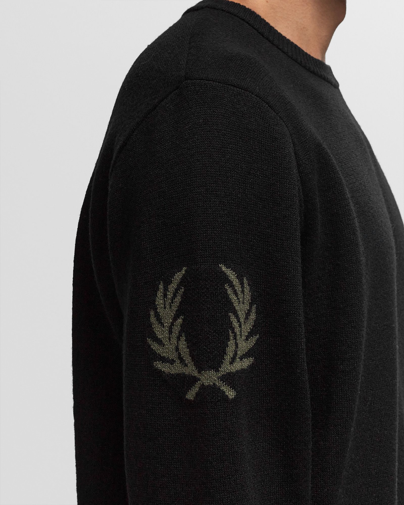 LAUREL WREATH JUMPER