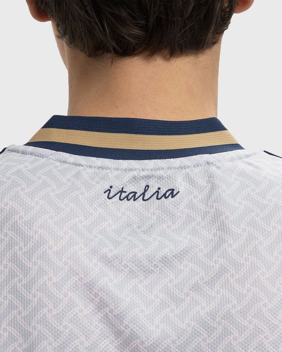 Italy 26 Away Jersey